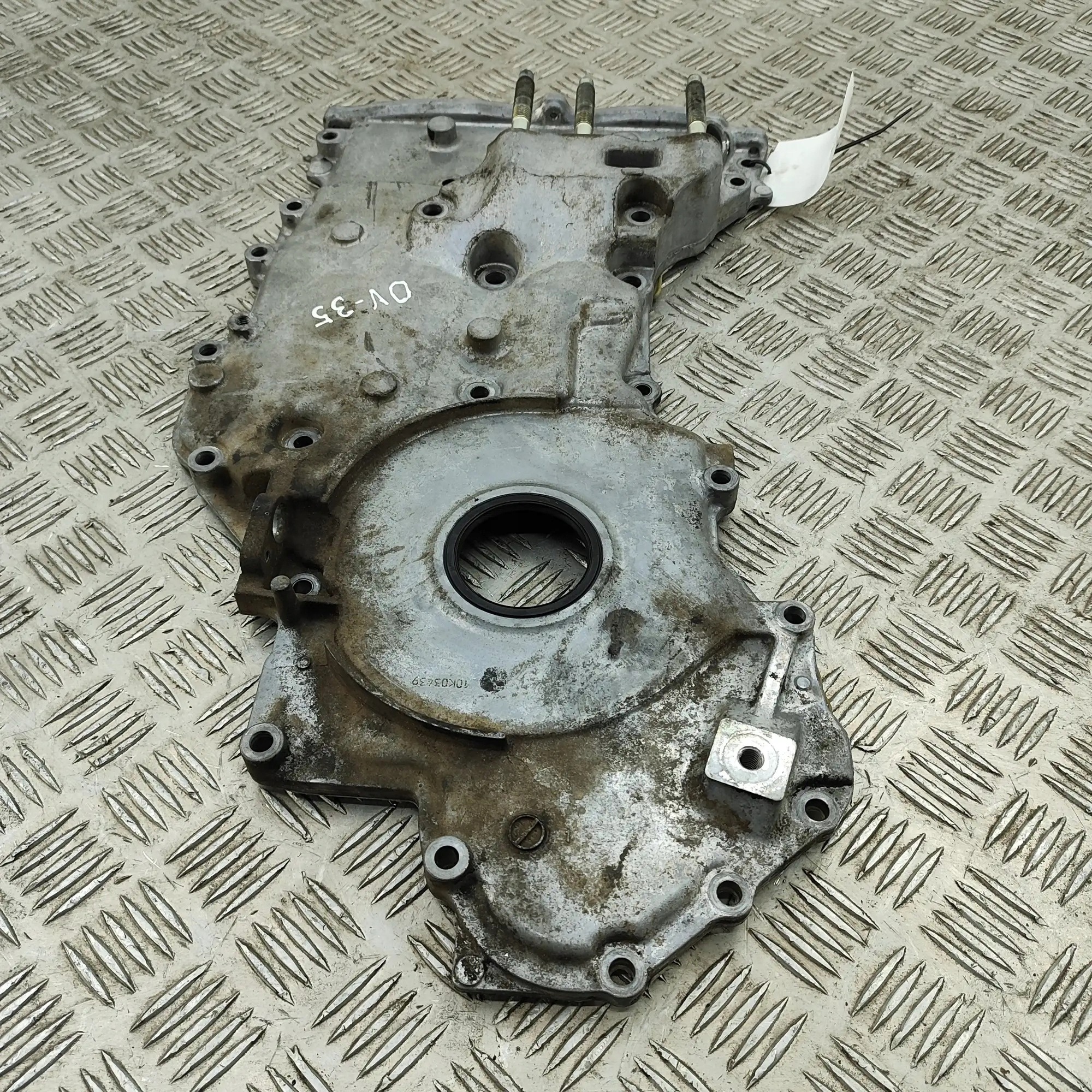 Mazda Steuerkettendeckel OEM R2AA10501 Gebraucht image 4