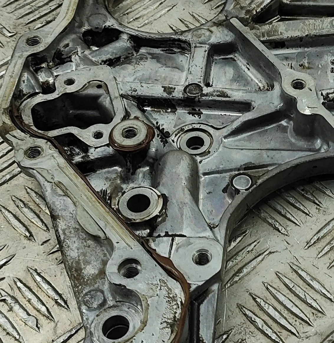 Jakoketjun kansi OEM R2AA10681 Mazda CX-7 2.2L image 6
