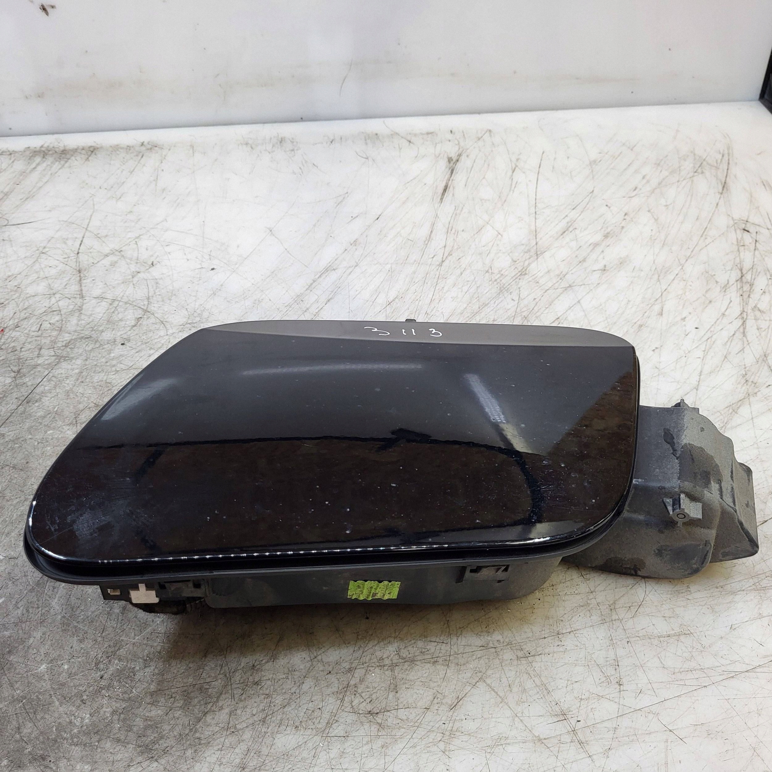 Polttoainesäleke OEM 9831684680 Peugeot 2008 II Sähköauto