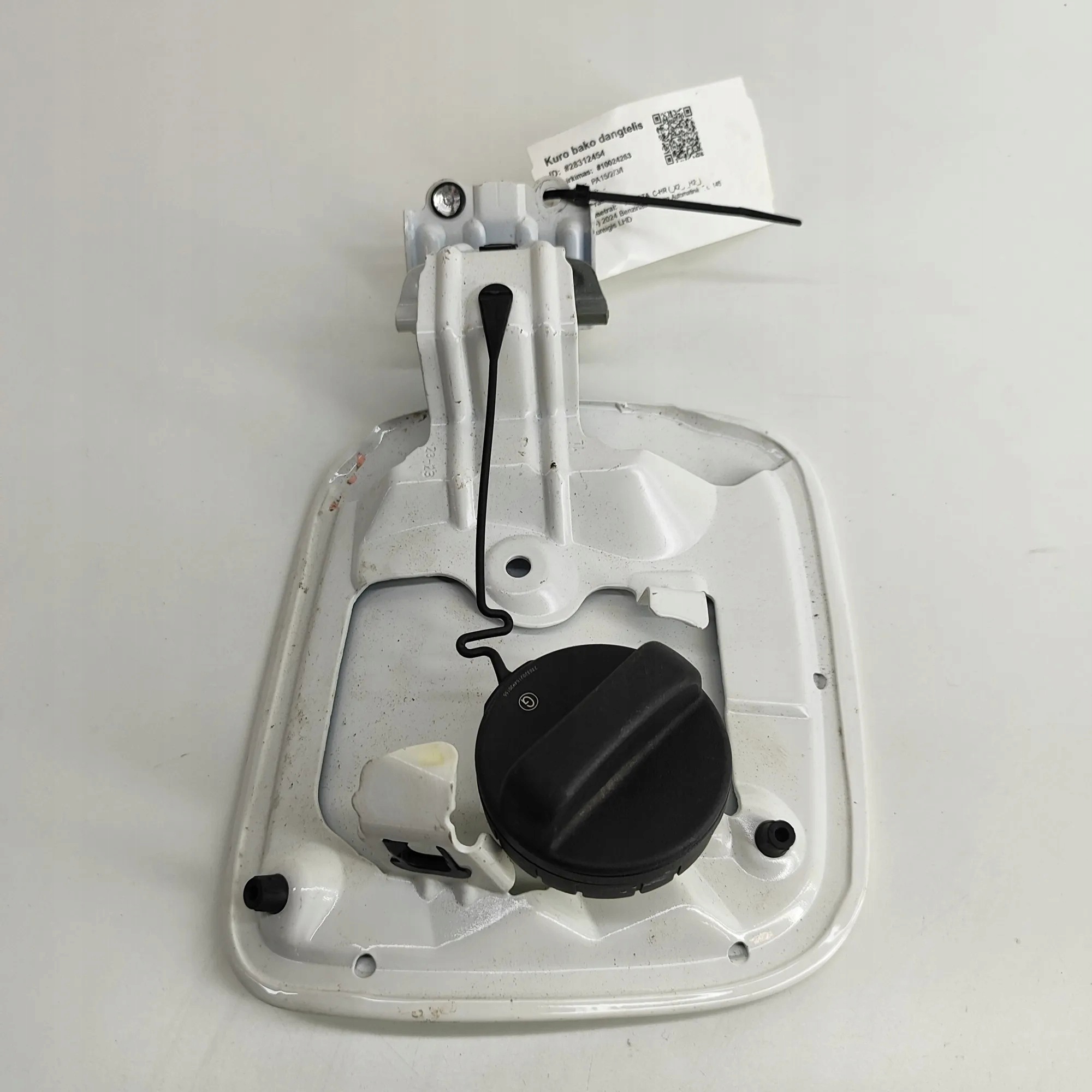 Tapa de combustible OEM 58409F4030 para Toyota C-HR Híbrido image 4