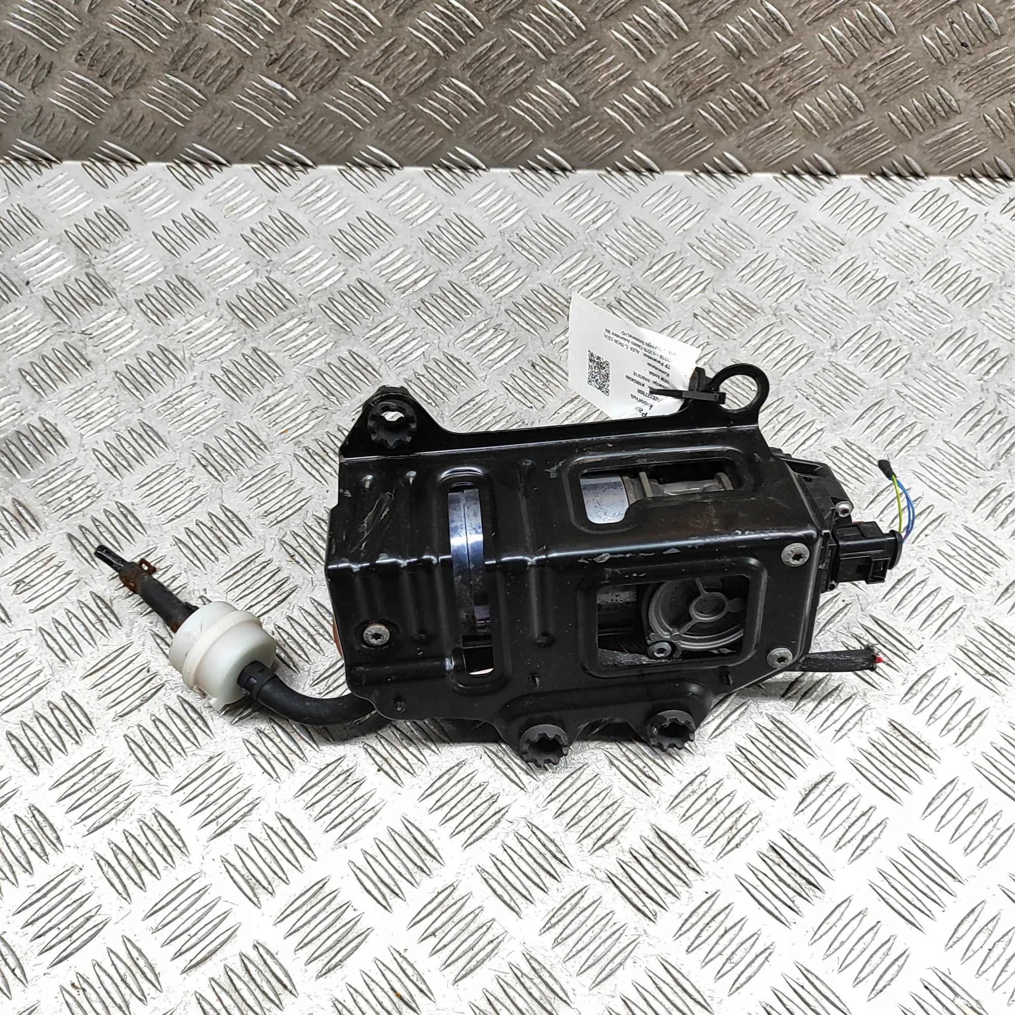 Audi E-Tron Jousituskompressori OEM 4430203051