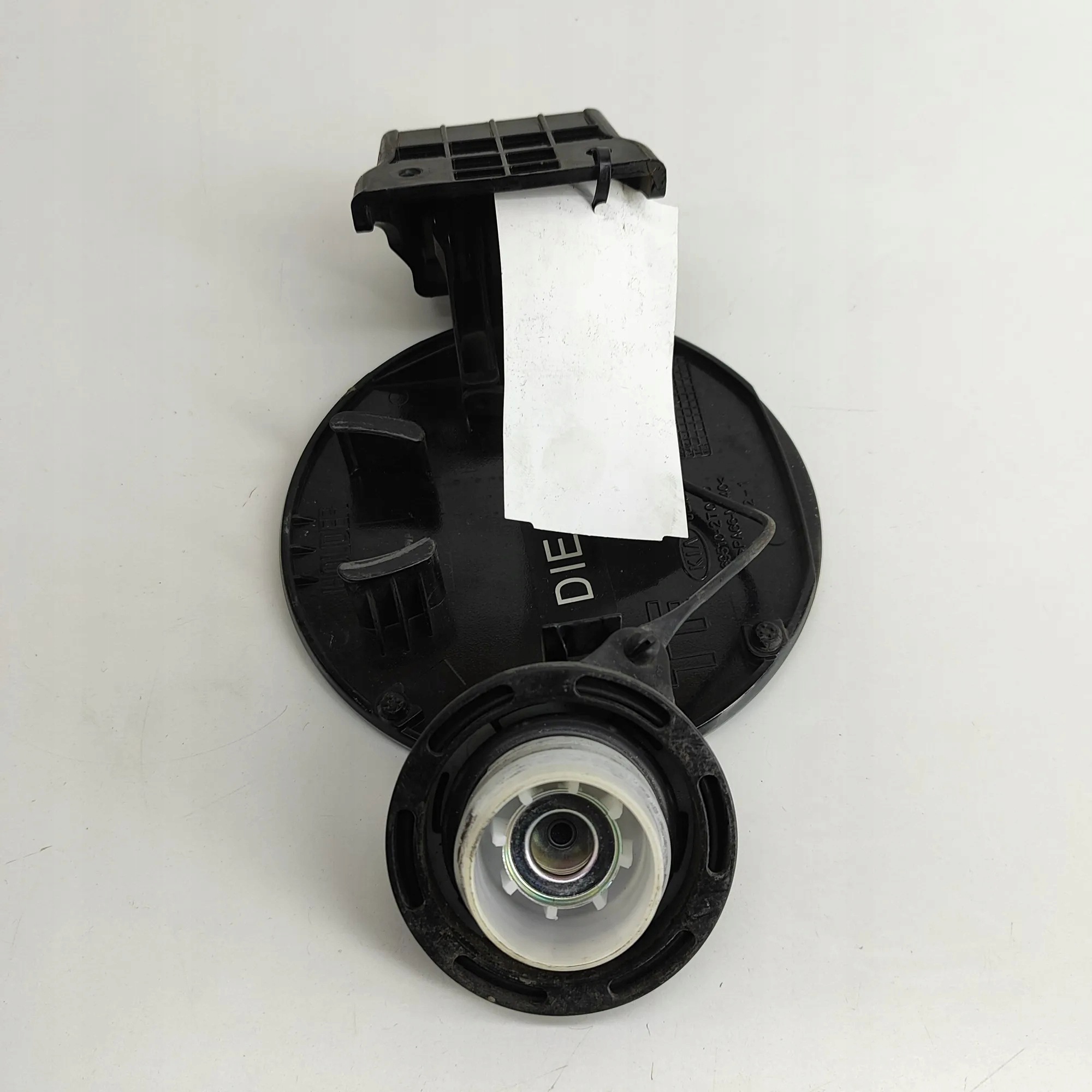 Polttoainesäiliön kansi OEM 695102T000 Kia Optima 1.7L