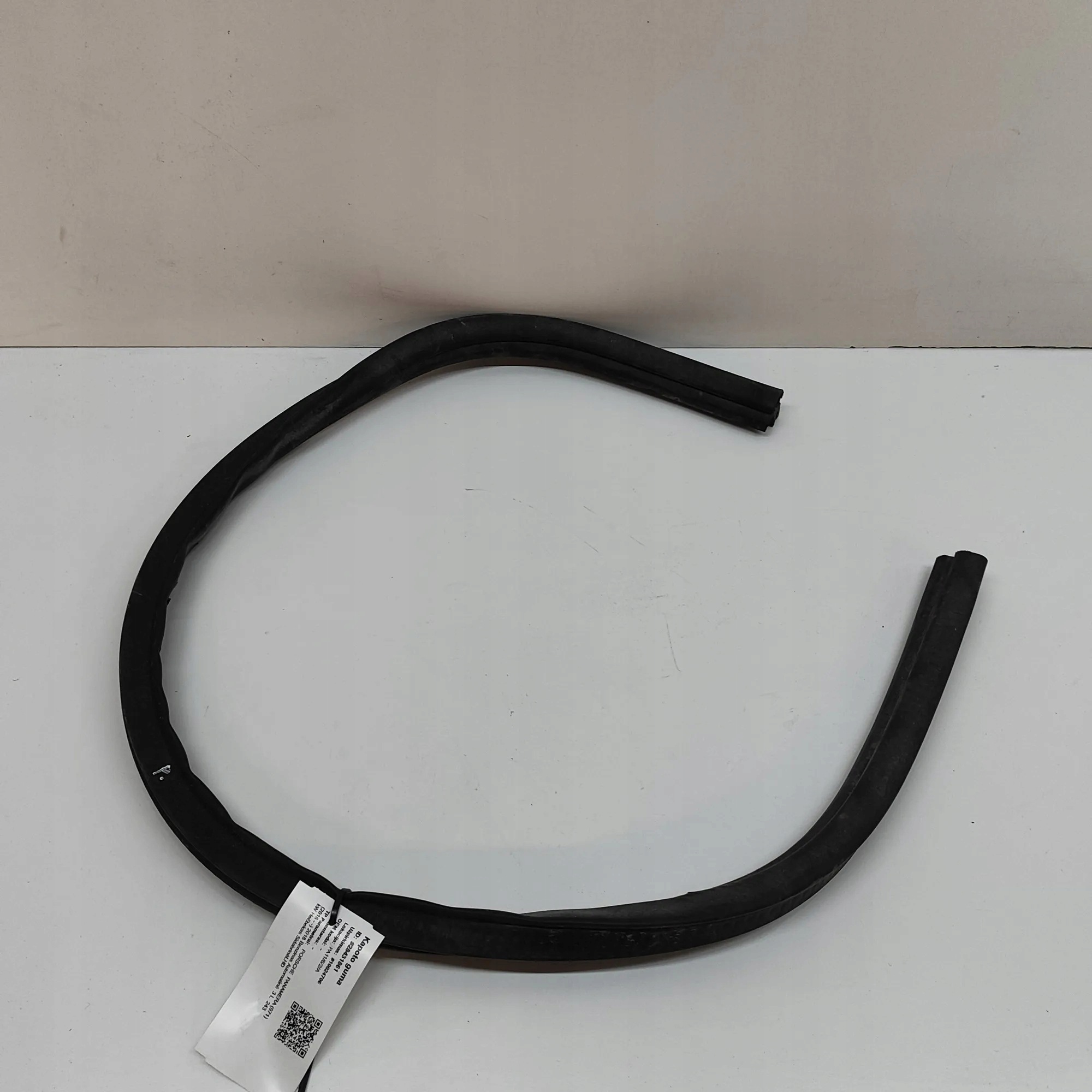Porsche Panamera 971 Motorhaubendichtung OEM 971823737