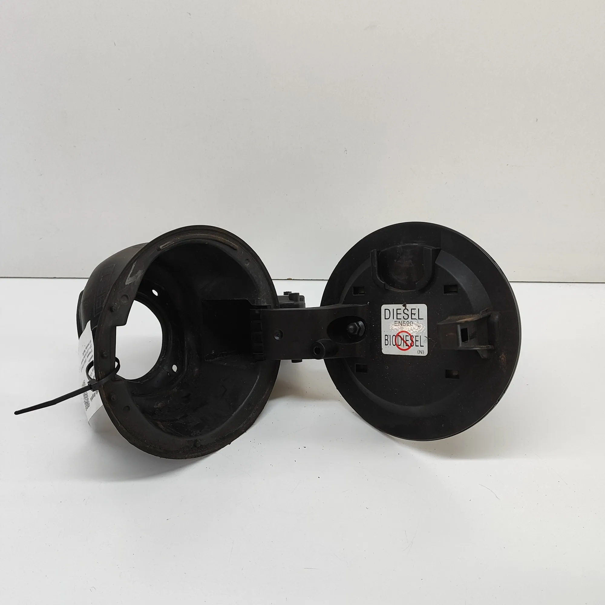 Bränsletankslock OEM 51478AL002 för Subaru Outback image 6
