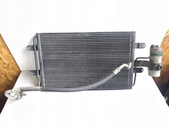 Condensatore climatizzatore VW Golf IV Bora Audi A3 Skoda Seat Leon 1J0820411D