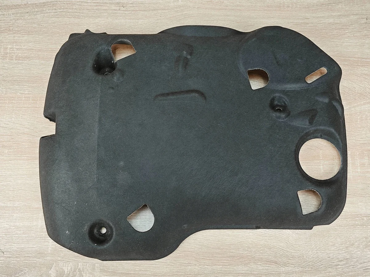 Protetor de isolamento motor BMW 8580383