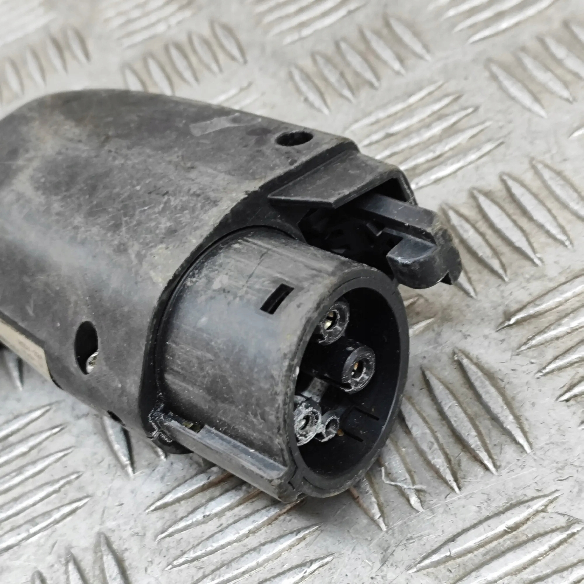 Câble de charge batterie Toyota Prius OEM 35305972 image 6