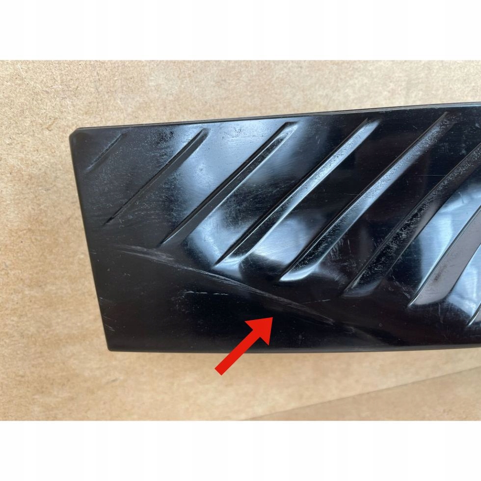 Suporte Logo Citroen C3 IV OEM 9856498680 - Peça Usada image 3