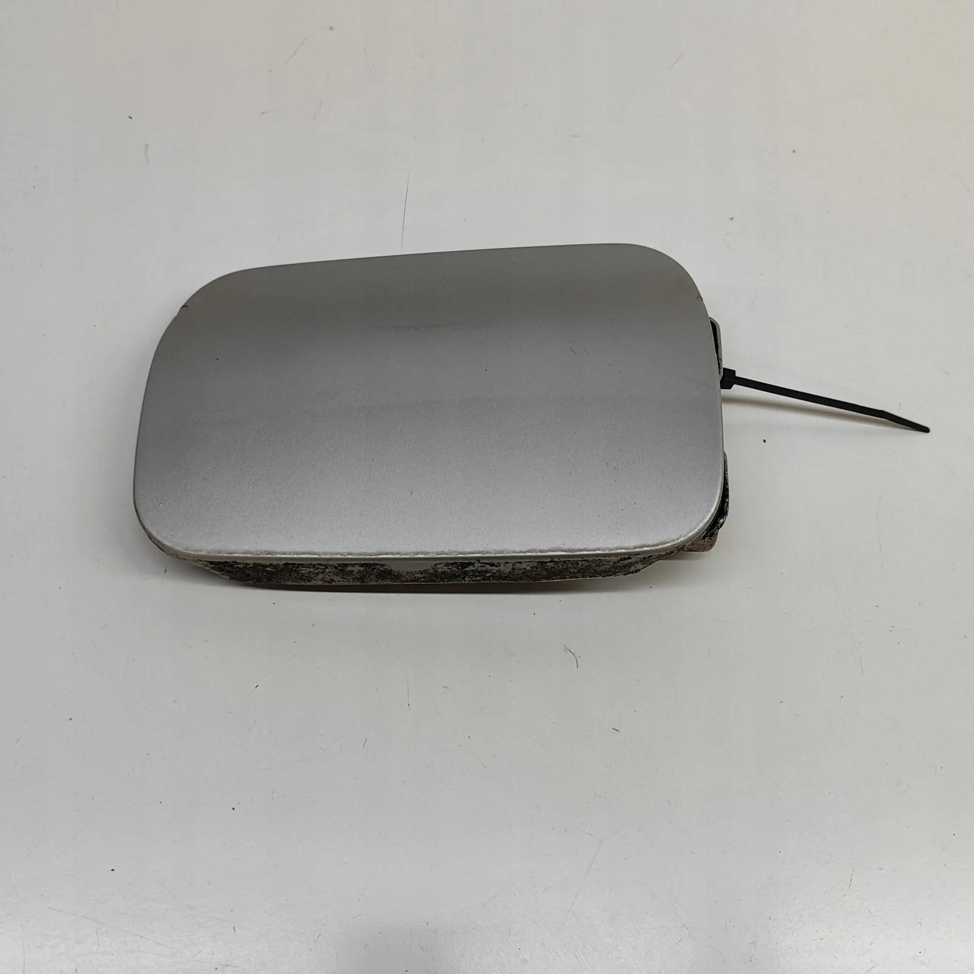 Tankdeckel OEM A2207500006 für Mercedes-Benz S W220 image 2