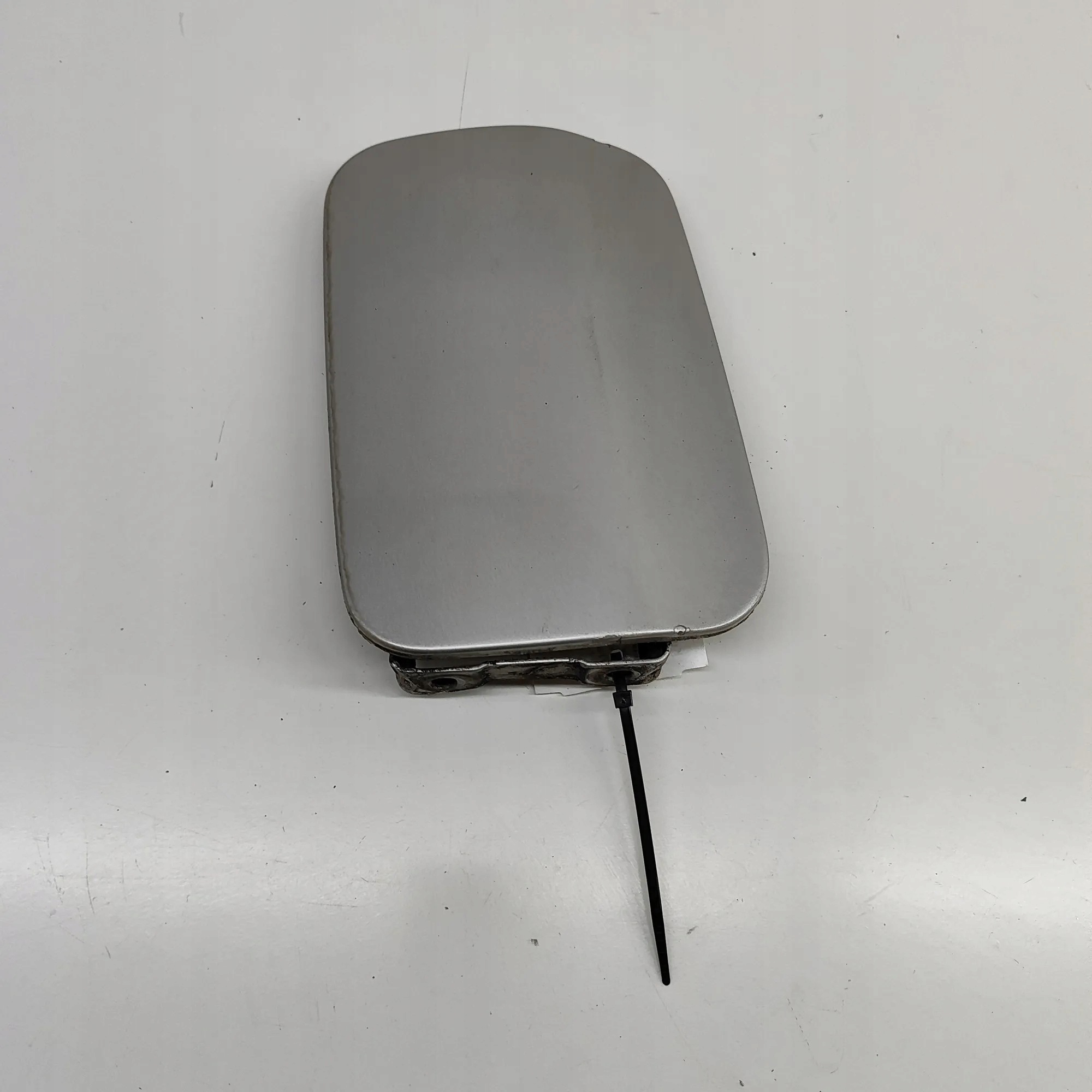 Tankdeckel OEM A2207500006 für Mercedes-Benz S W220 image 3