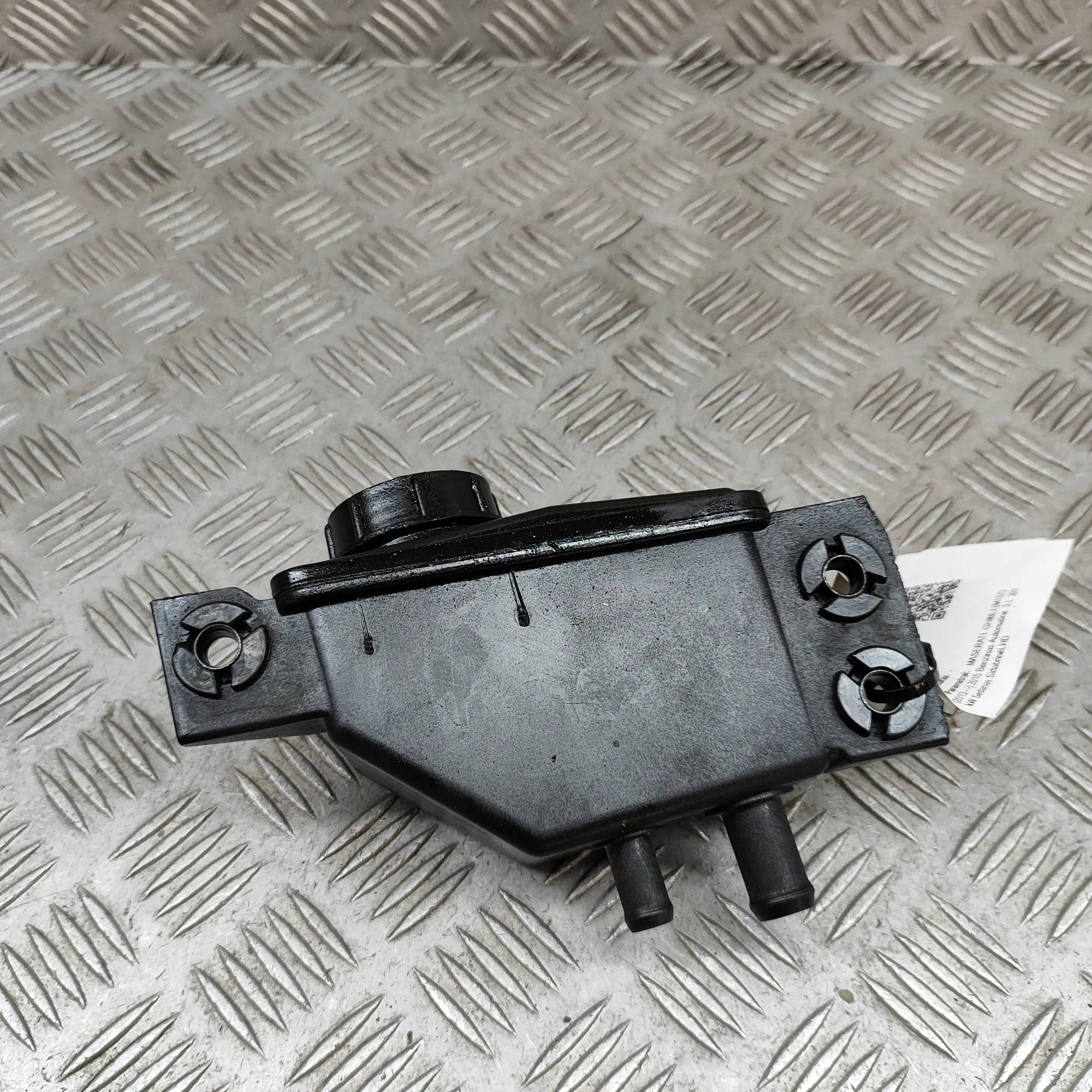 Réservoir direction assistée OEM 670004538 - Maserati image 2