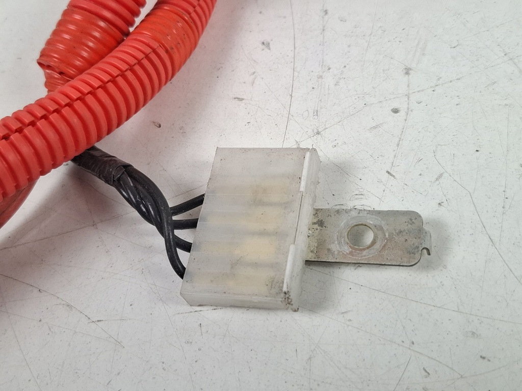 Cable de carga batería Mitsubishi OEM 9499D196 image 8