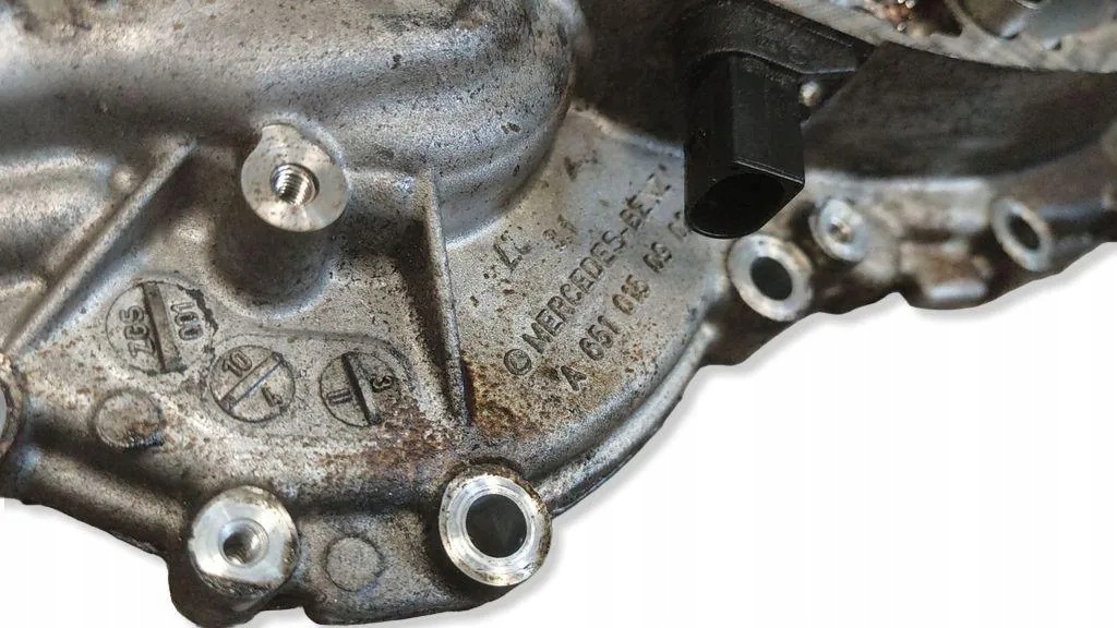 Mercedes-Benz Sprinter Moottoriosa OEM A6510150902