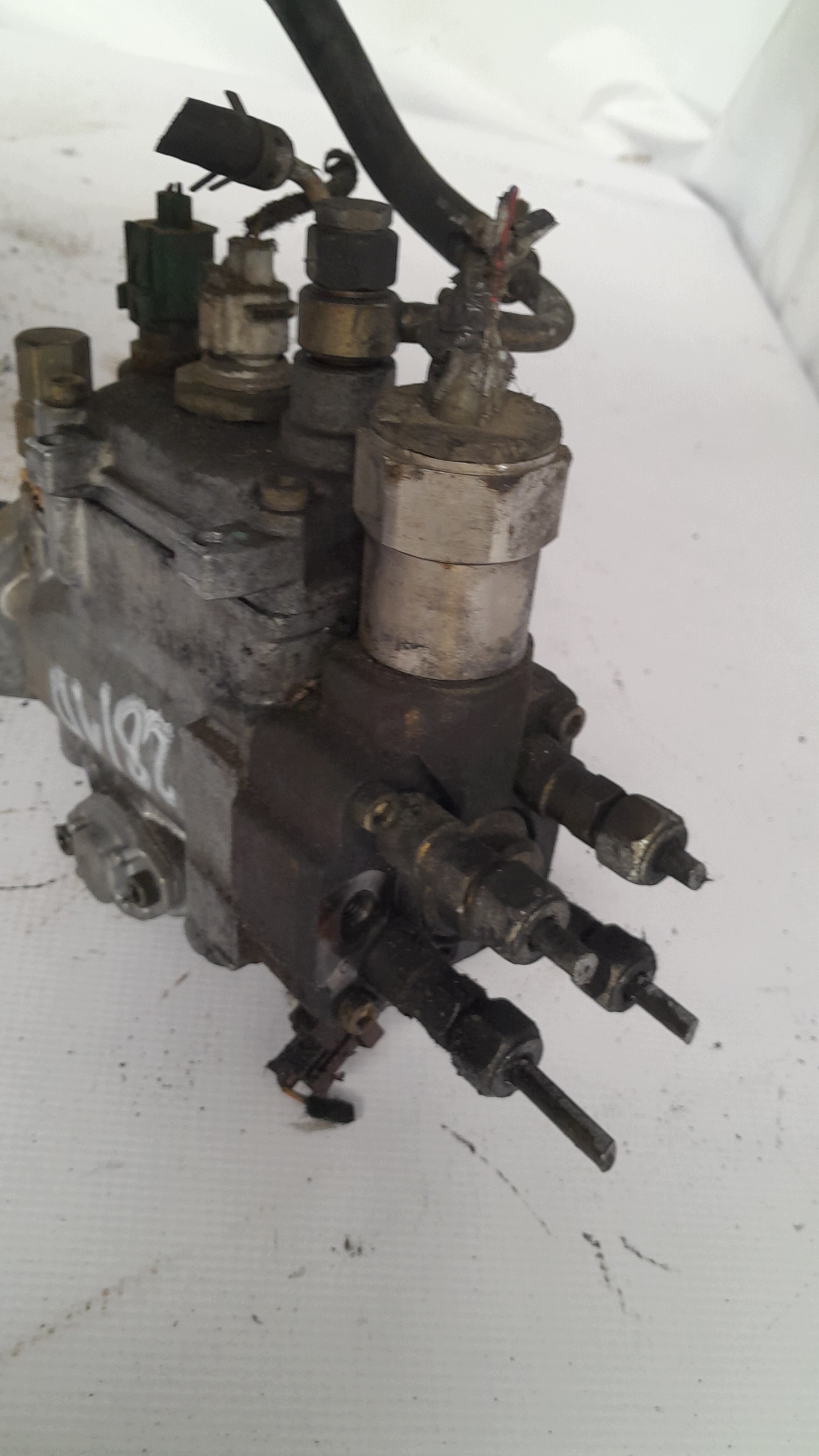 Polttoainepumppu Opel Combo C Astra II G 1.7 DTI OEM