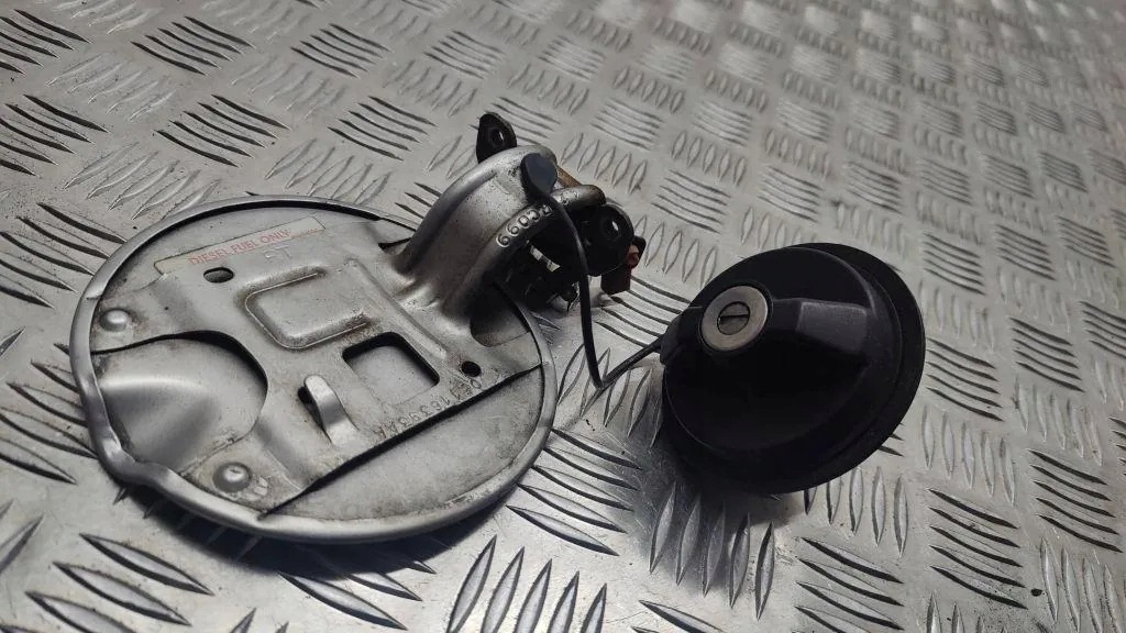 Bränsletanklock OEM 05116393AA för Chrysler Grand Voyager image 3