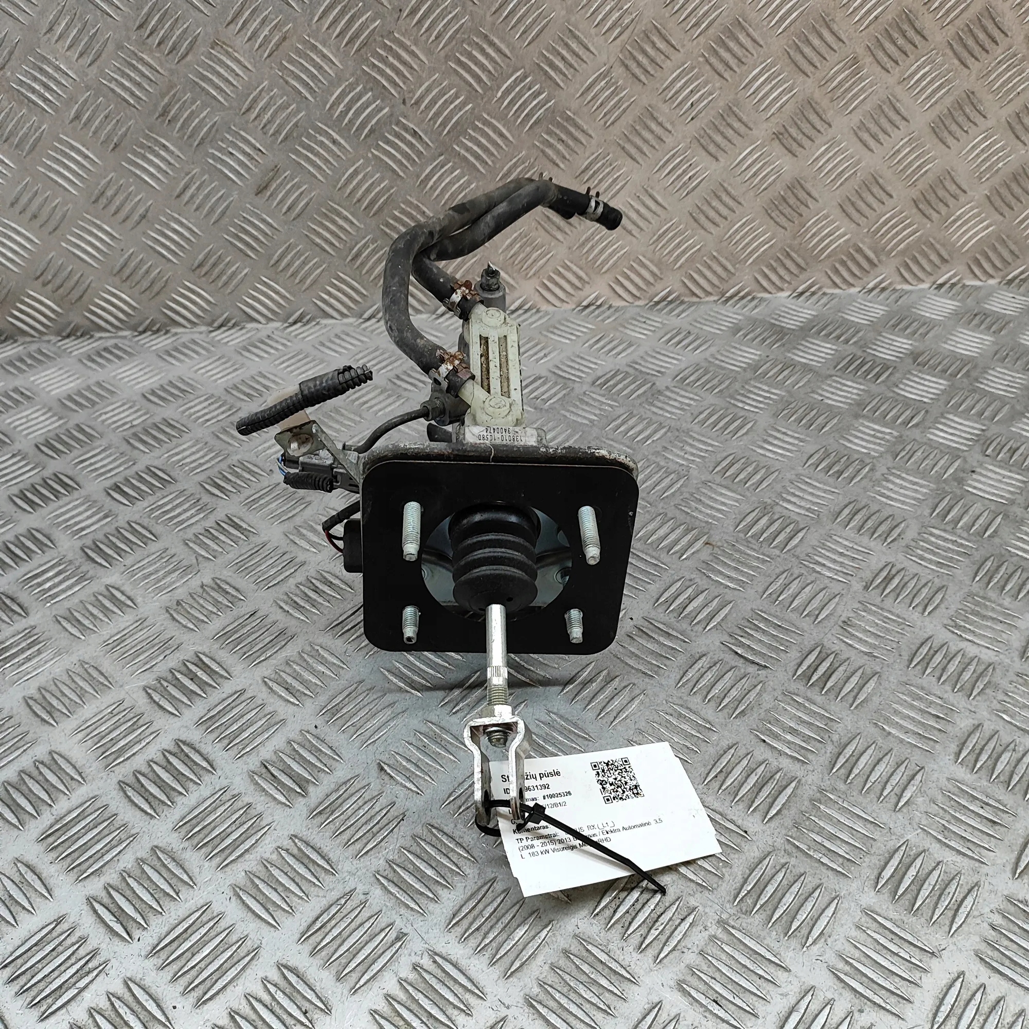 Jarru sylinteri OEM 4720748080 Lexus RX 2013