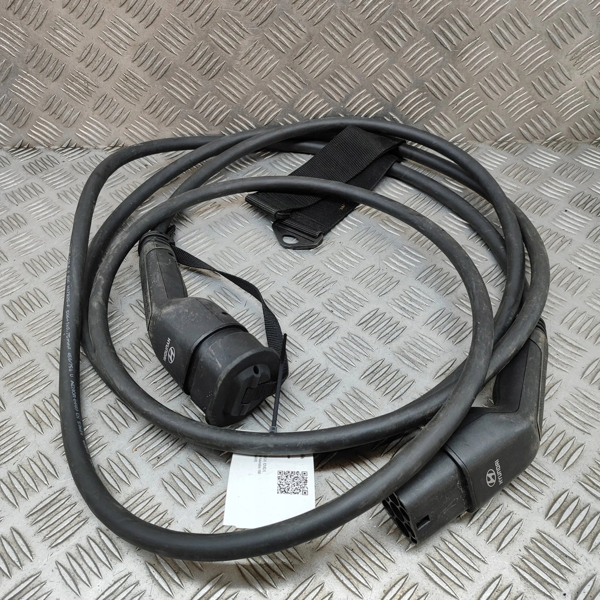 Hyundai Kona acculaderkabel OEM 66632ADU023A image 2