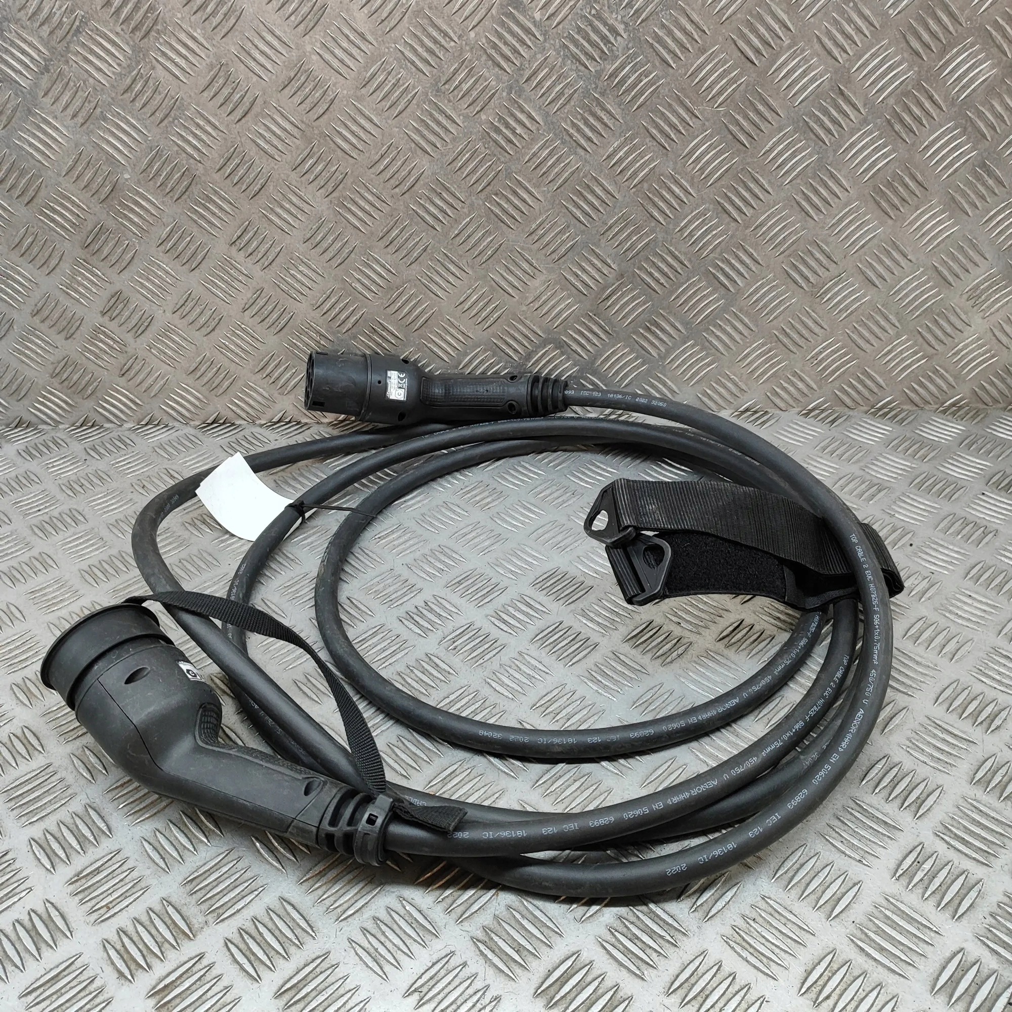 Hyundai Kona acculaderkabel OEM 66632ADU023A image 4