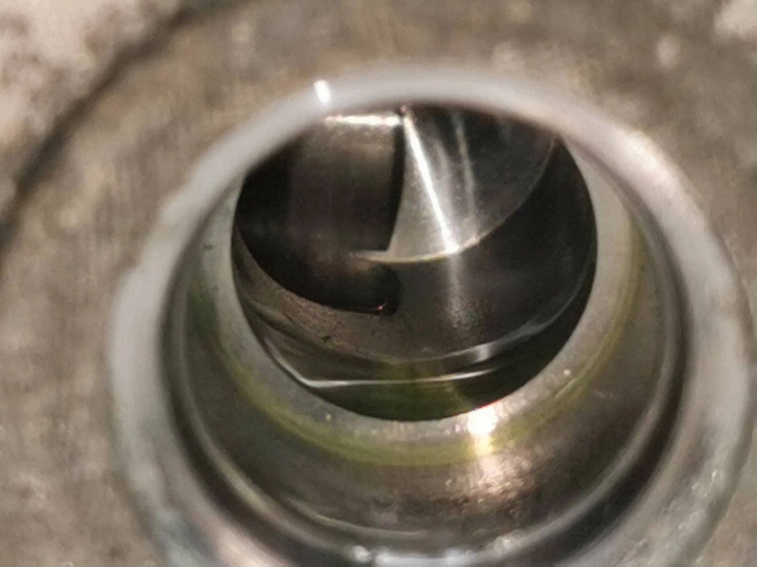 Válvula de expansão A/C Kia OEM 97725E4000 - Usada image 4