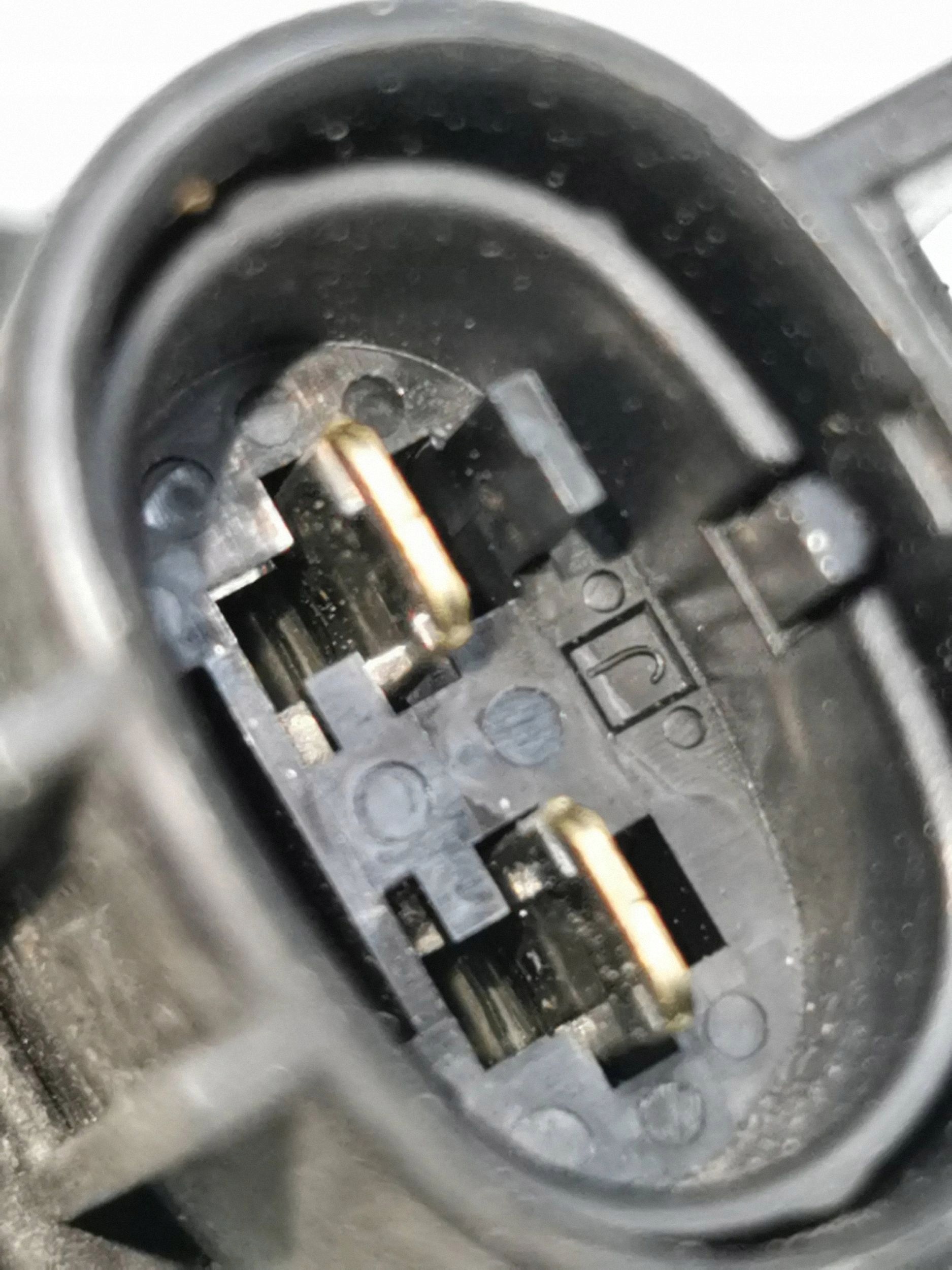 Válvula de expansão A/C Kia OEM 97725E4000 - Usada image 6