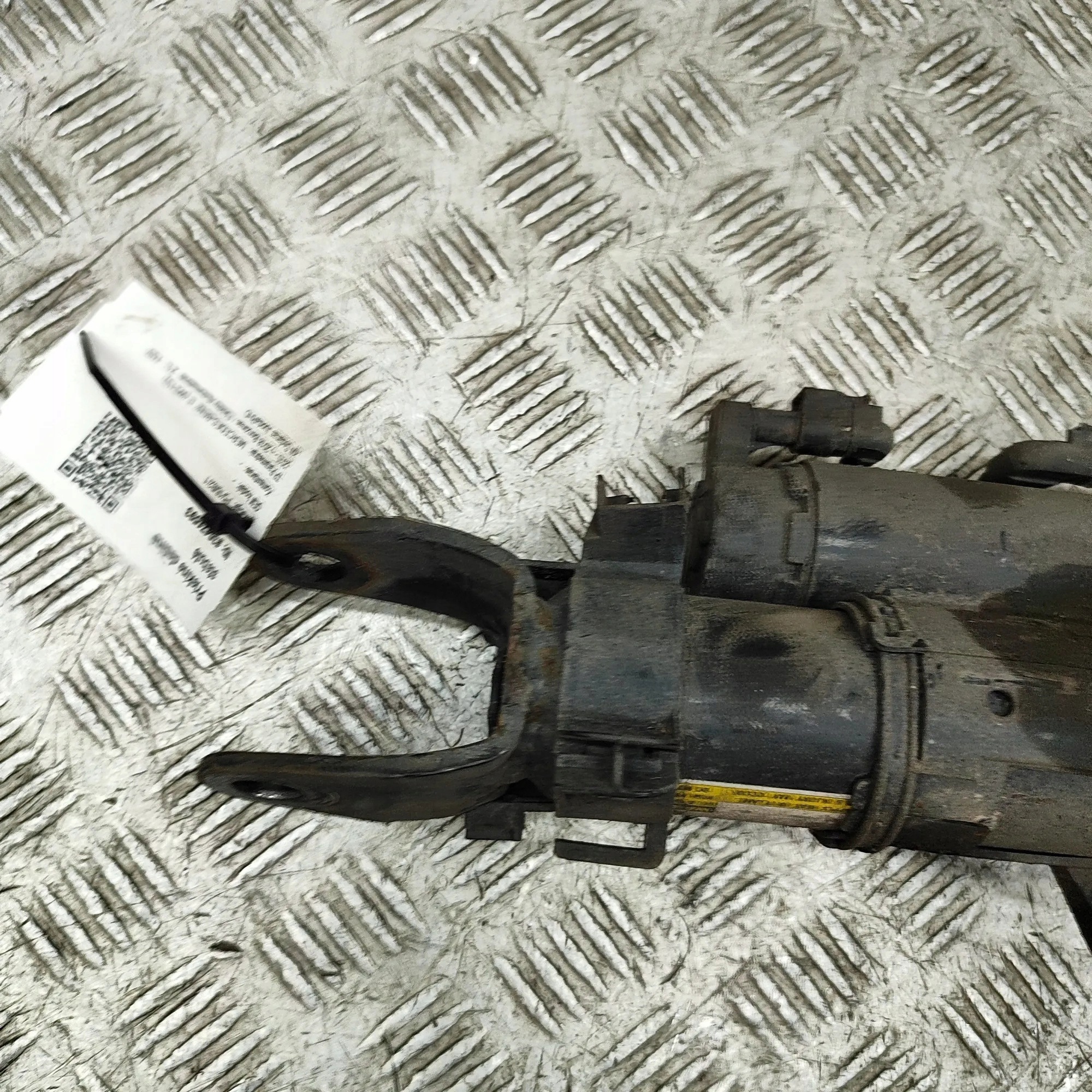 Etuoikea ilmaiskutin OEM A2133201401 Mercedes-Benz image 5