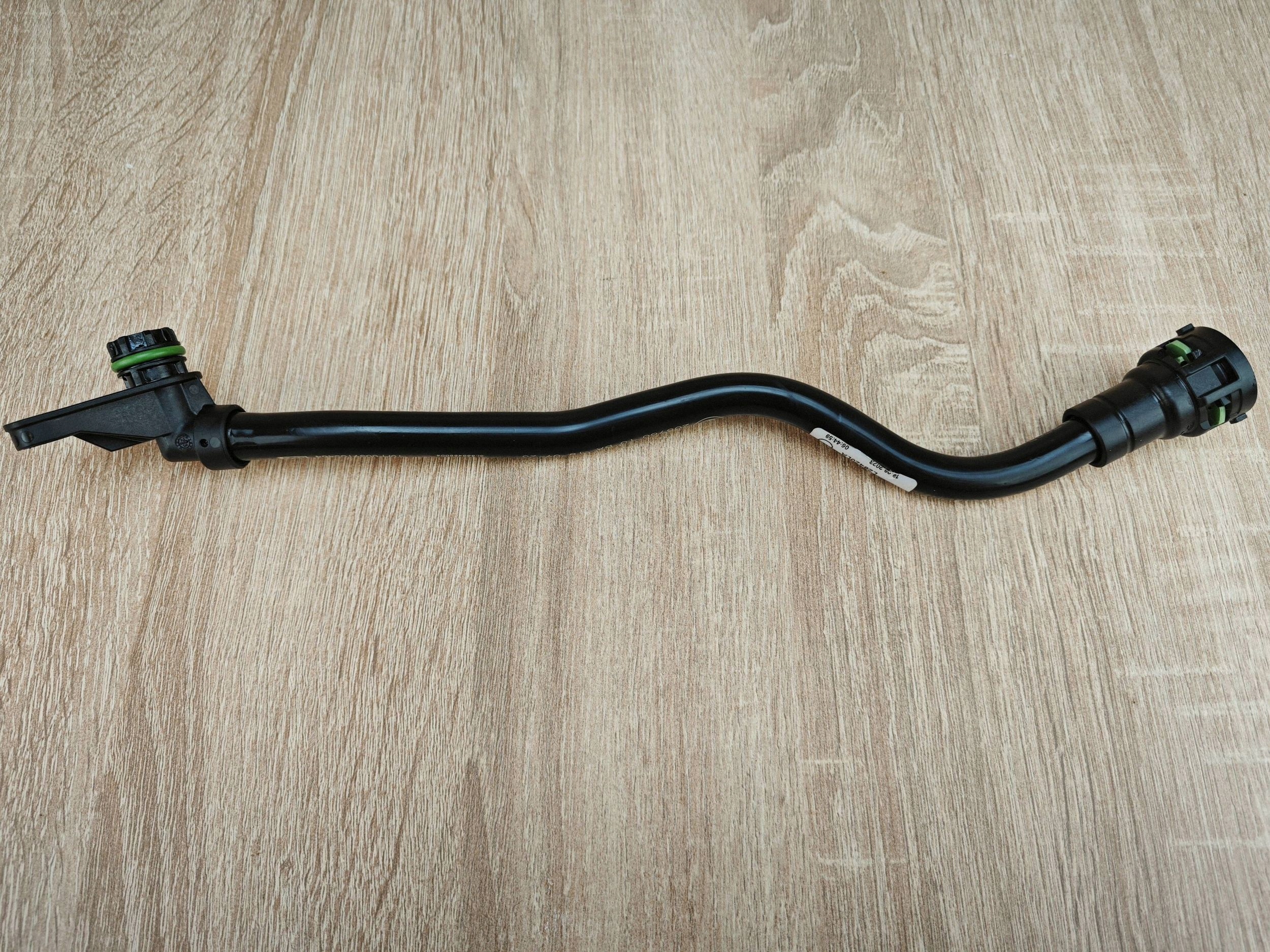 Used BMW OE 8654880 Oil Line - Direct Fit