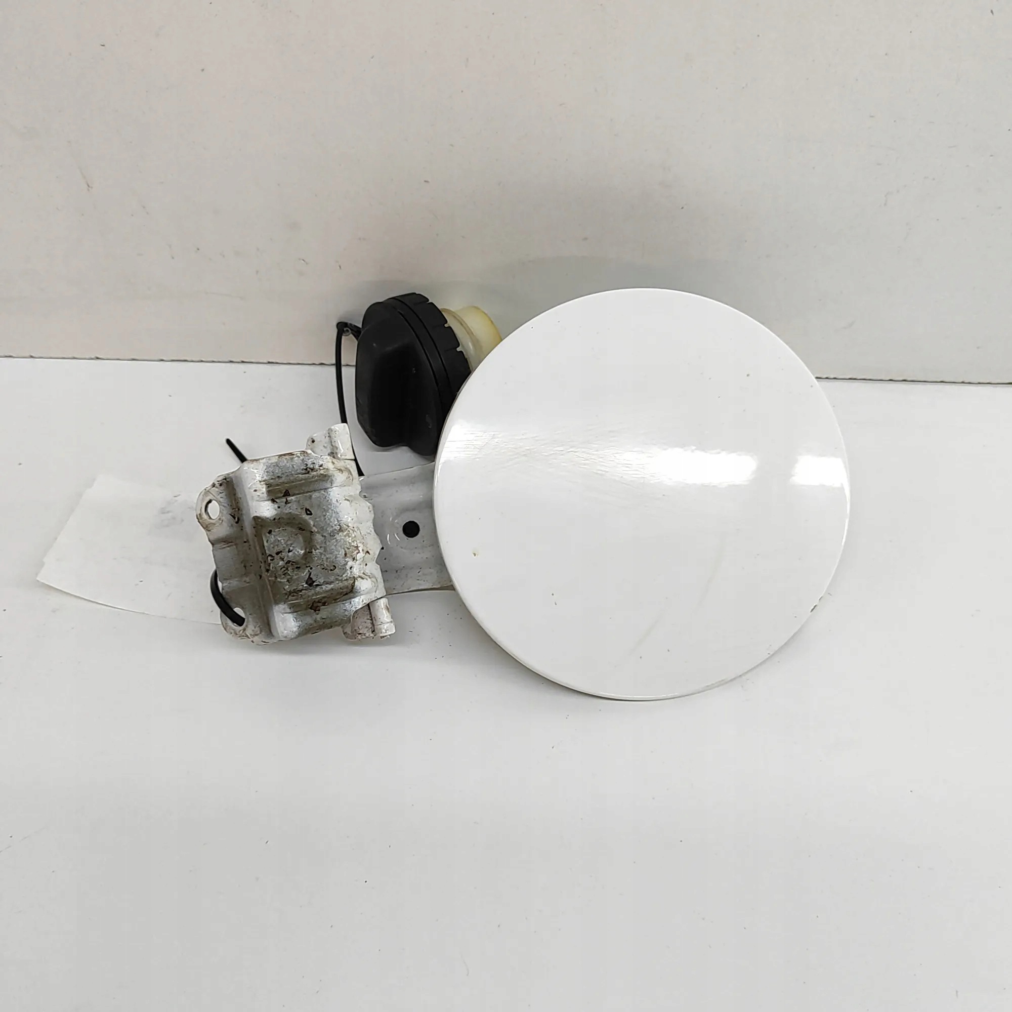 Tanklock OEM 7735002100 för Toyota Auris image 2