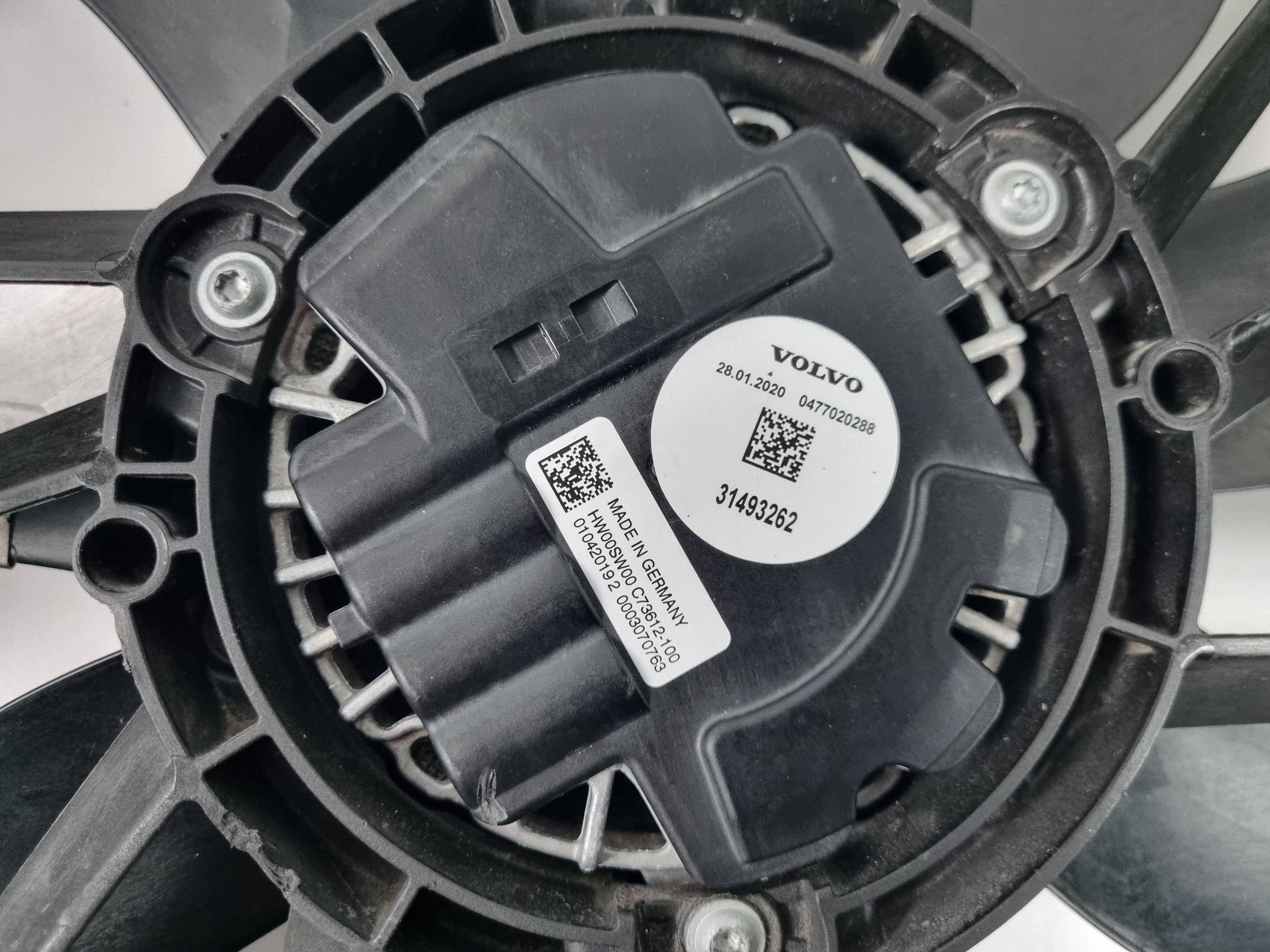 Kühlerlüfter Volvo XC60 II 2.0L OE 31493262 image 5