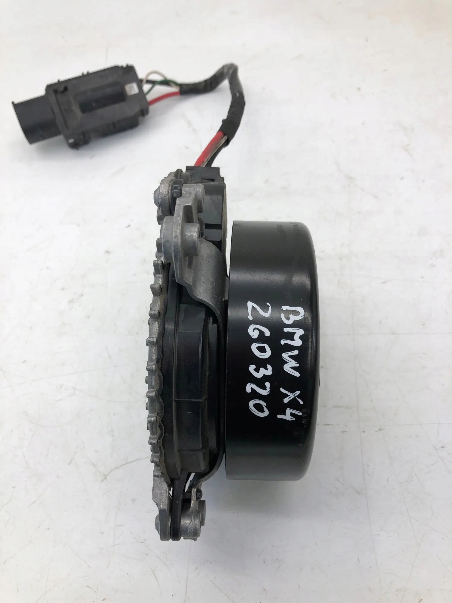 Kühlerlüftermotor BMW X3 G01 X4 G02 OEM 8686171 image 3