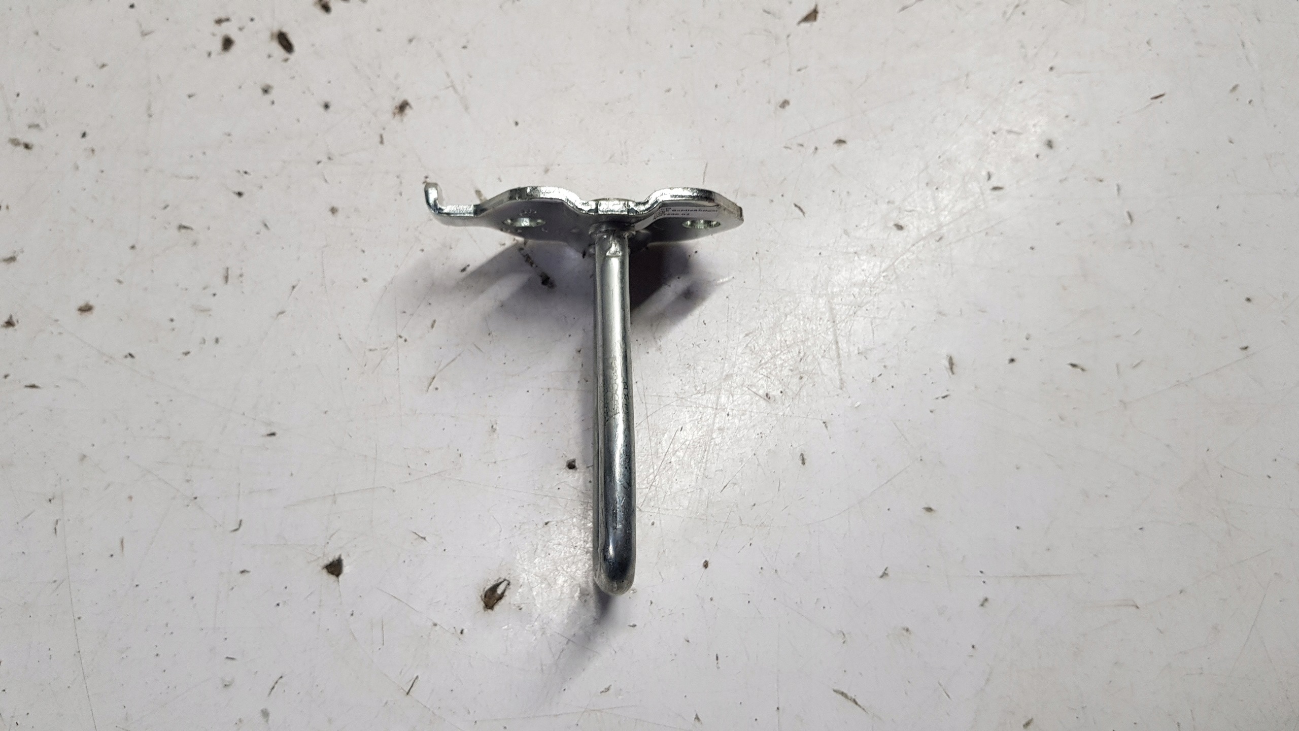 Kuvun lukko BMW G26 7487569