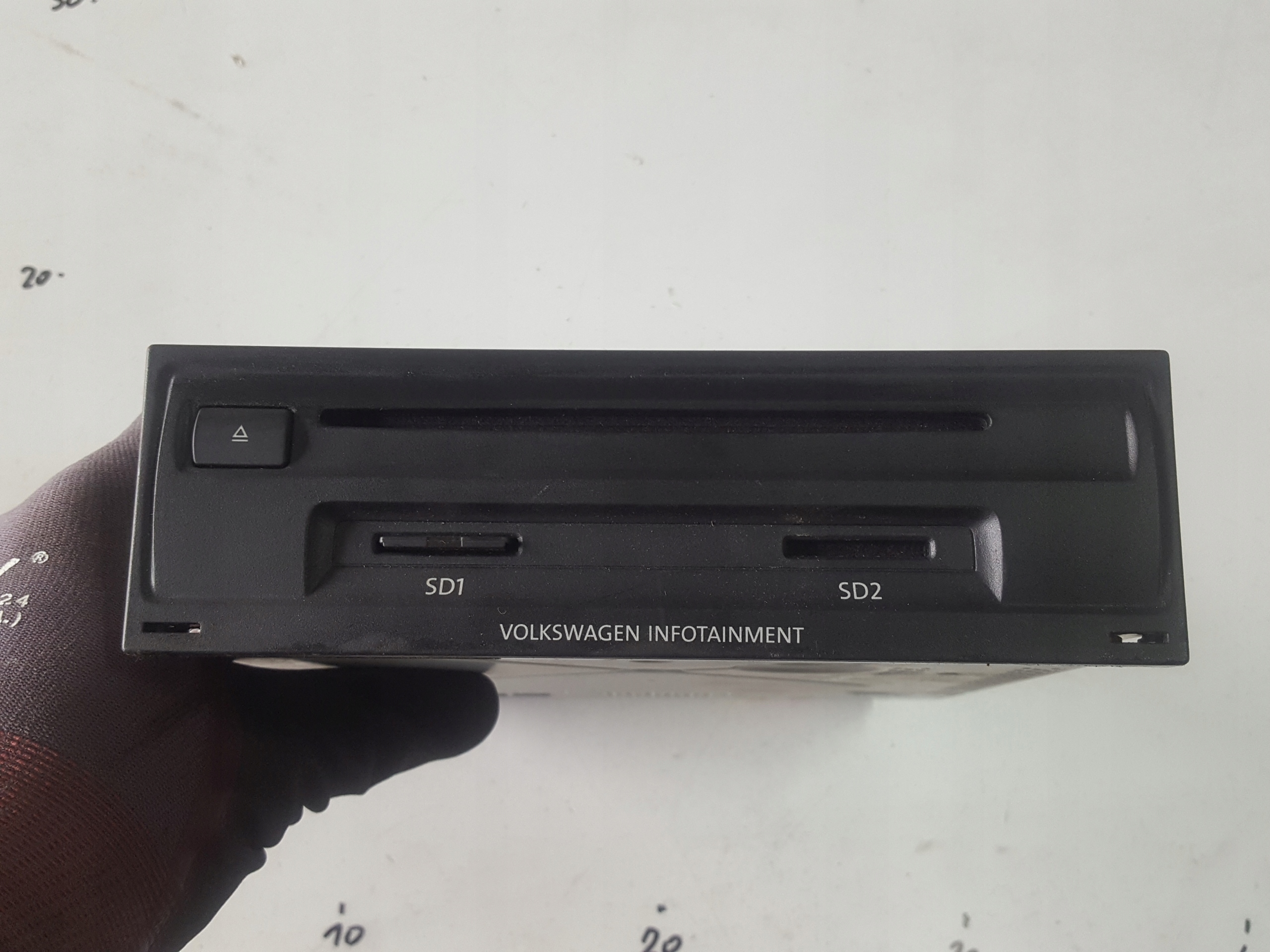 VW CD-Wechsler OEM 3Q0035874A für Passat B8 2.0L image 2