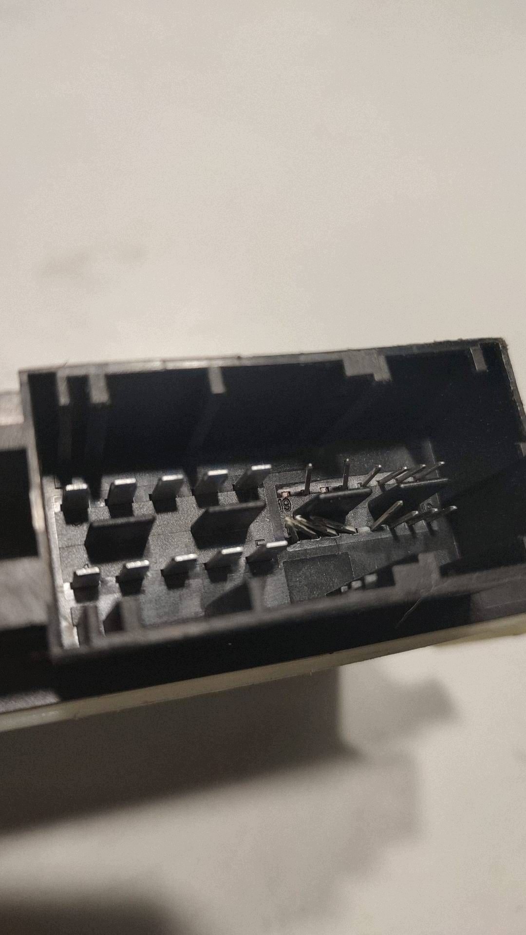 Moottorinohjausyksikkö Mercedes-Benz E W213 OEM A0009008233