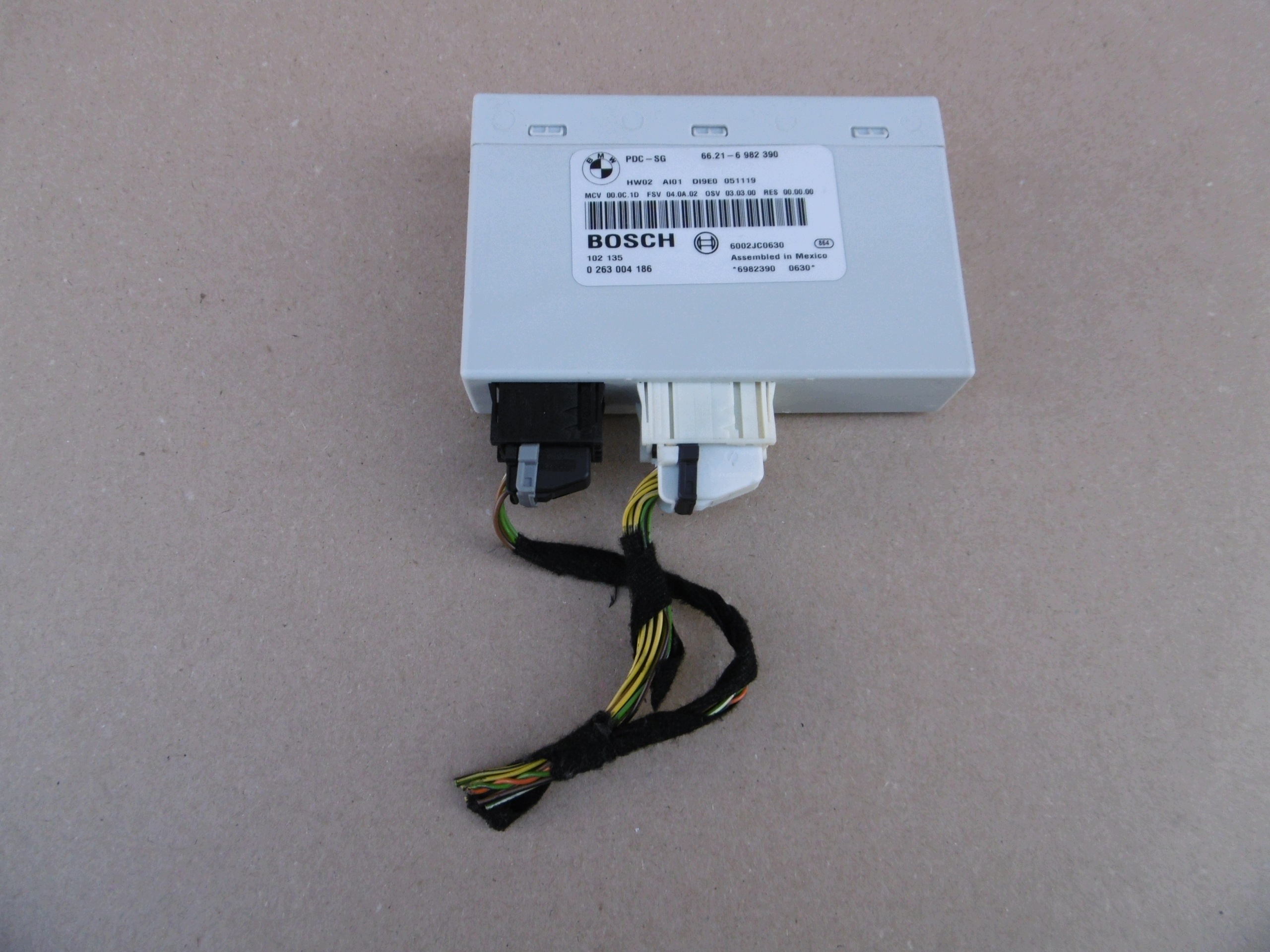 BMW E81 E84 E87 E90 PDC Control Module 6982390 image 2