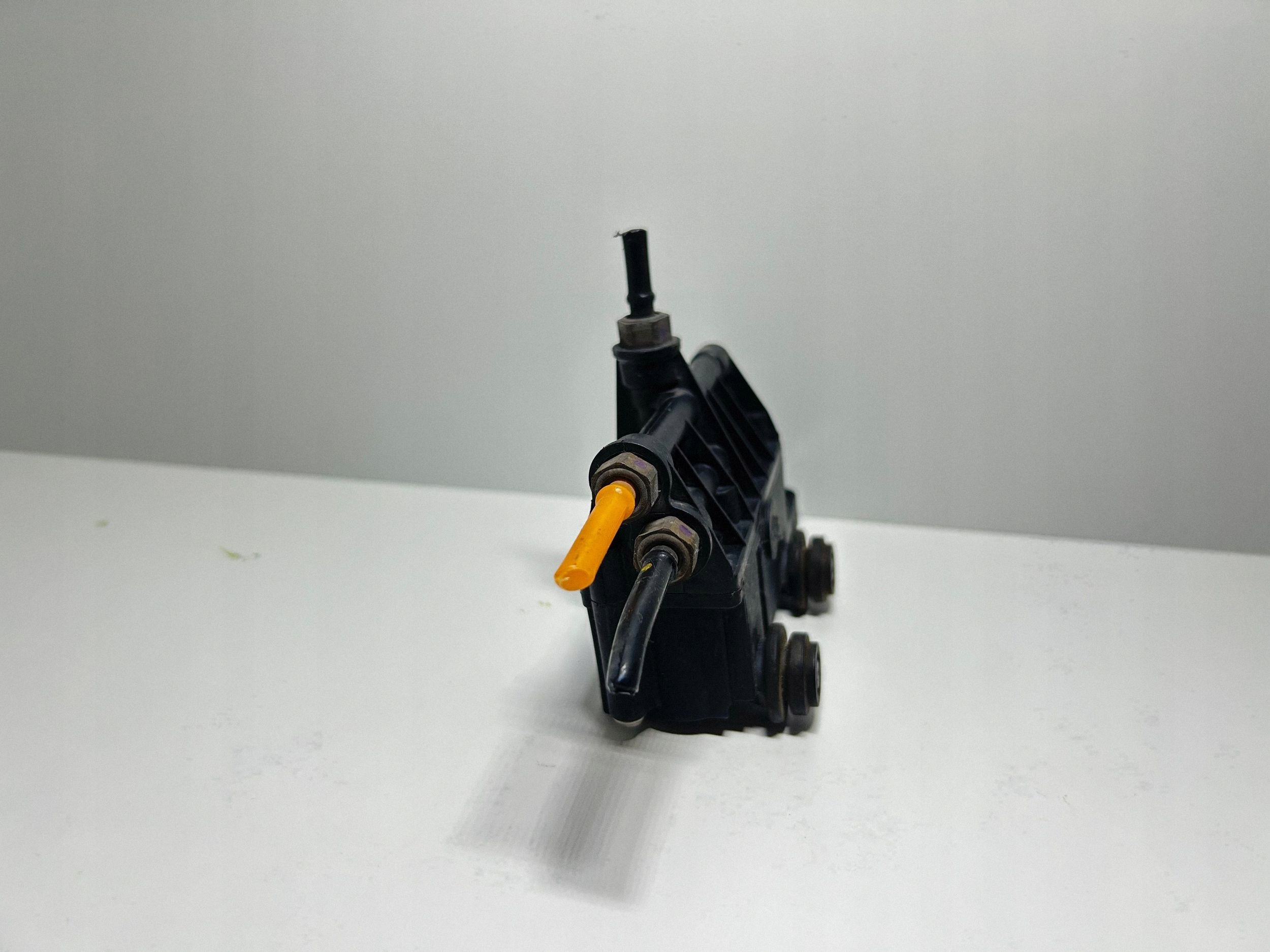 Pompe à air secondaire Land Rover Discovery 3 OEM RVH000095 image 3