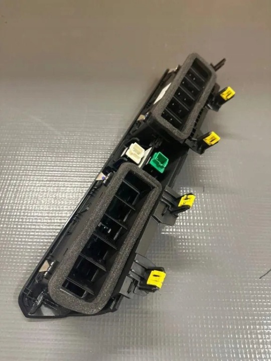 Entrada de ar do console PEUGEOT 508 9813436277 1.5L diesel 2021