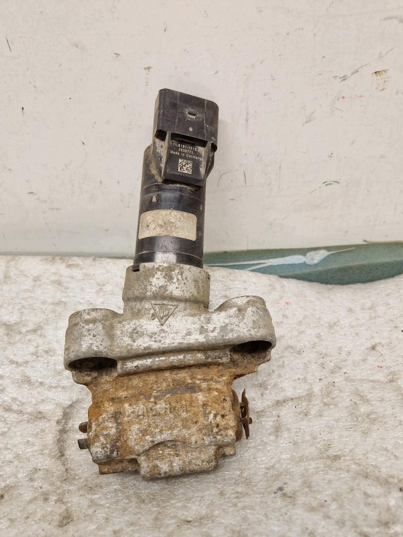 nterer rechter Handbremsmotor VW Touareg II 11618115152 image 3