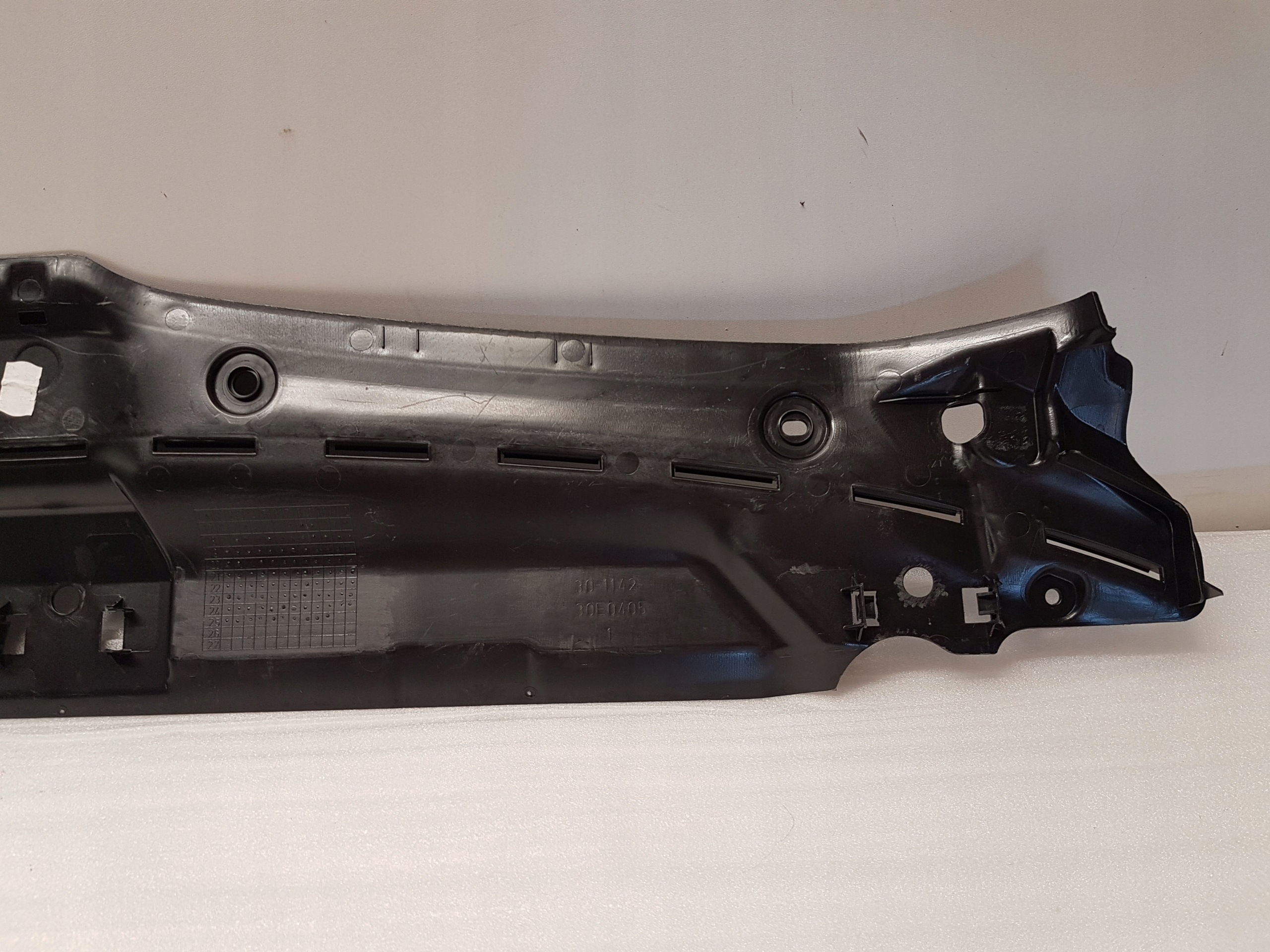 BMW 7461970 Obere Frontgurtabdeckung Kühlergrillblende image 6