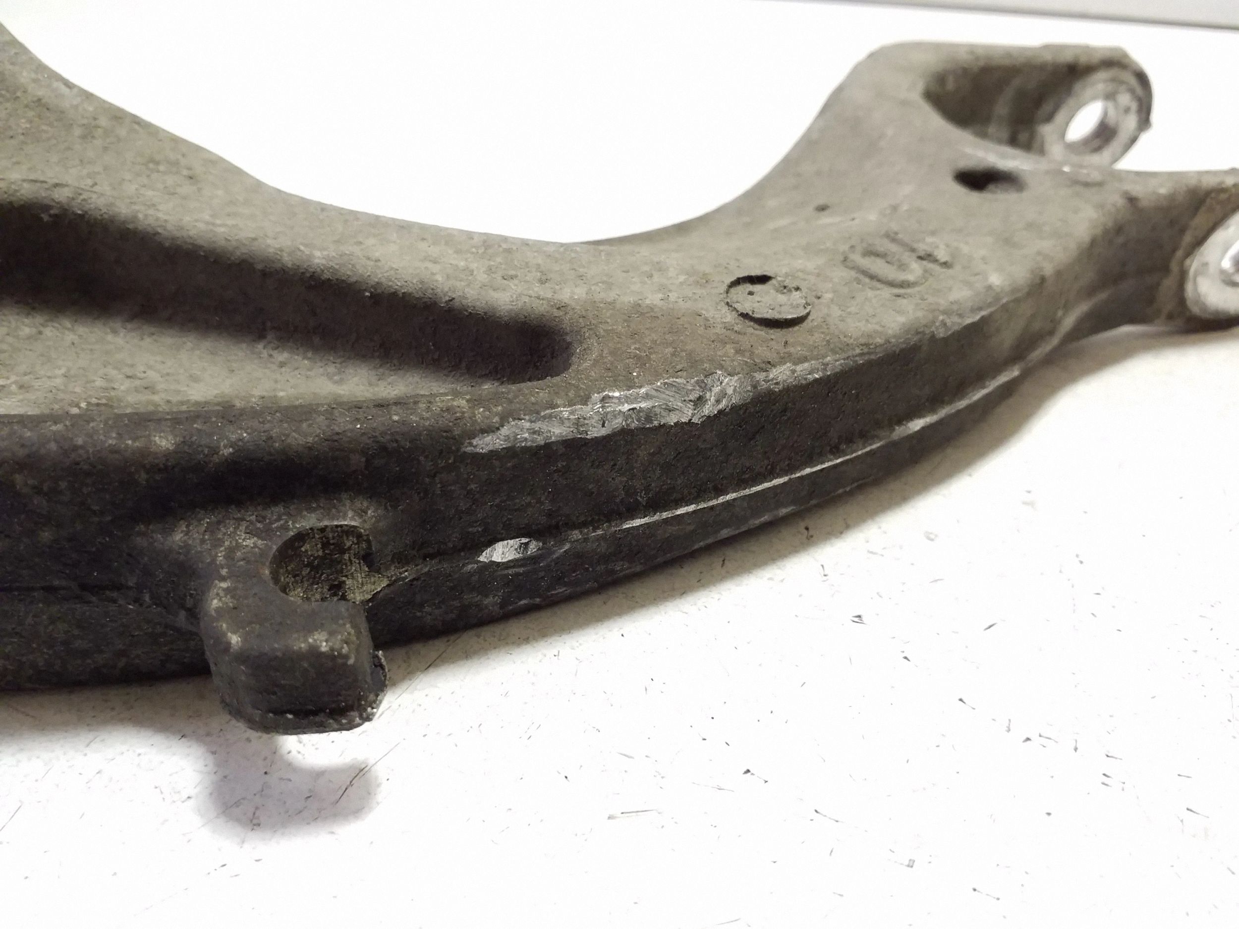 Fourchette d'amortisseur Audi OE 4M0413037N image 5