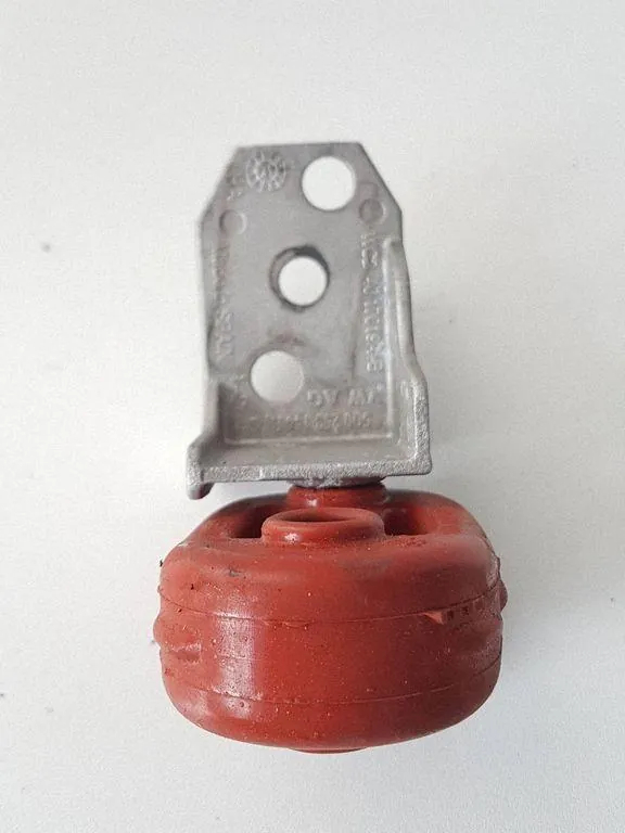 Support échappement OEM 5Q0253144B pour Seat Ibiza V image 3