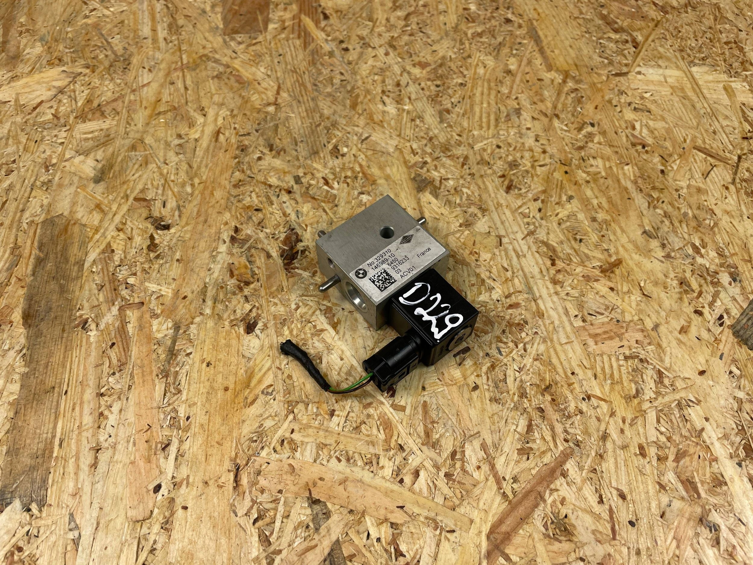 Válvula de expansão AC OEM 9316233 para BMW Série 3 image 2