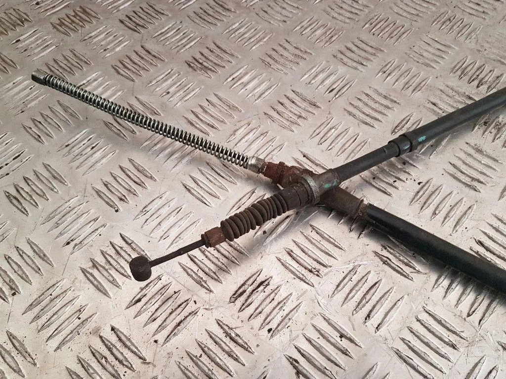 Câble de déverrouillage frein à main Ford OEM 5025649 image 3