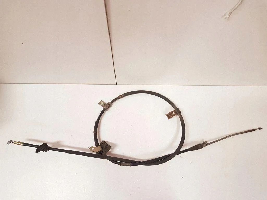 Käsijarrun vapautuskaapeli Suzuki XL7 2005 OEM 5442052D01