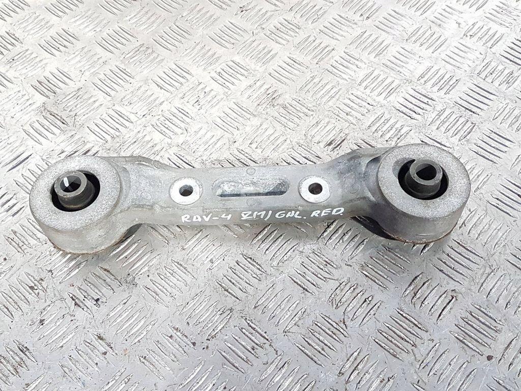 Toyota Rear Diff Mount OEM 4165142090 - Used image 2