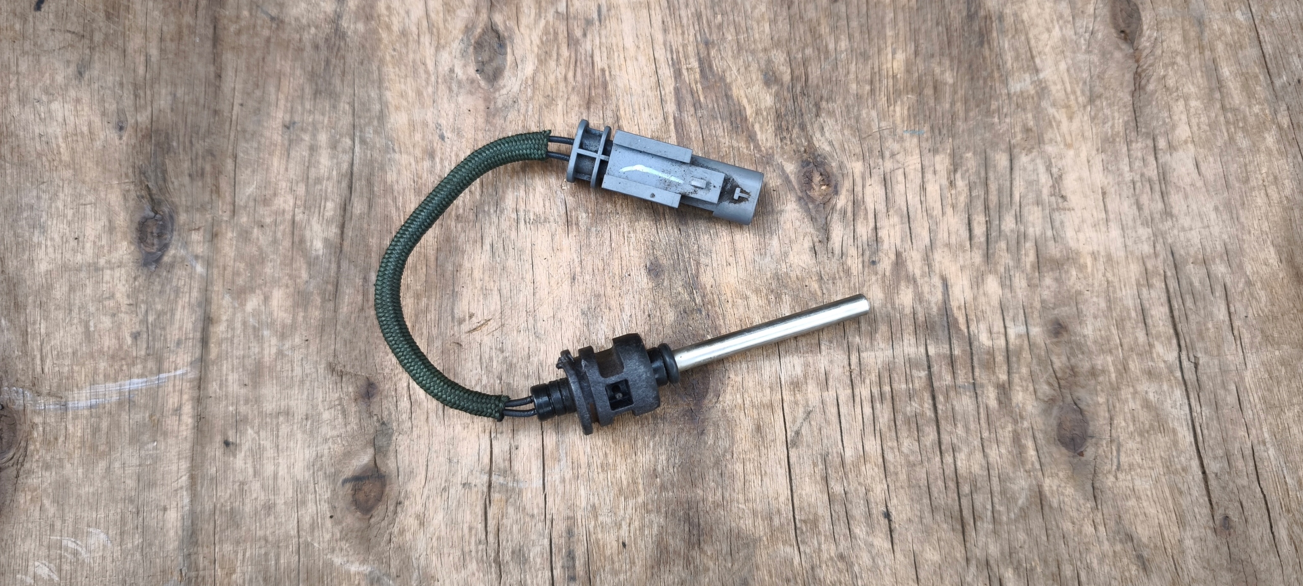 Ruiskutusputket OEM 1703498 Volvo XC60 II:lle