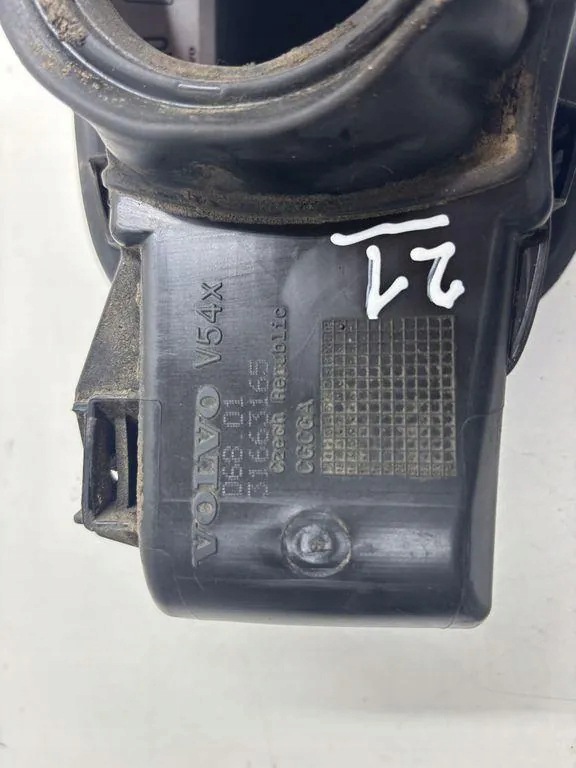 Bränsletanklock OEM 31663165 för Volvo S90 II 2017 image 7