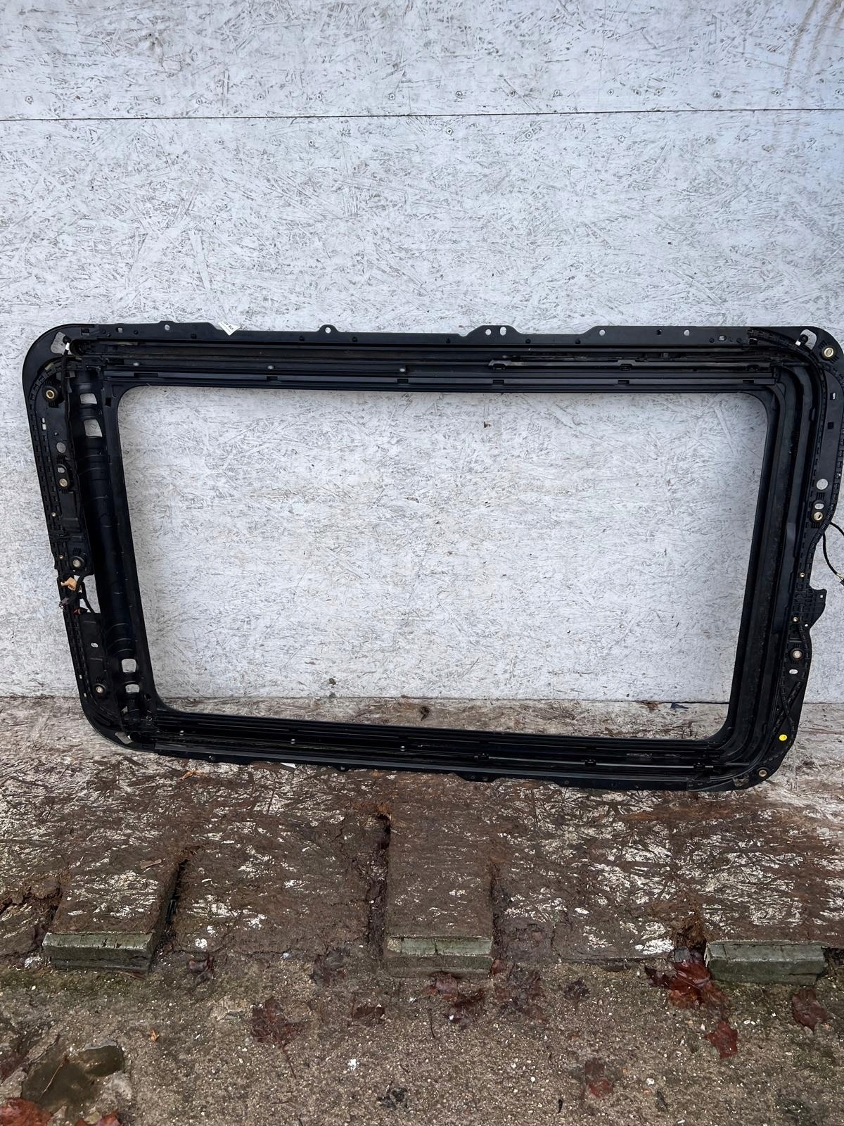 OEM 3G9971648C Panoramakattokehys VW Passat B8:lle
