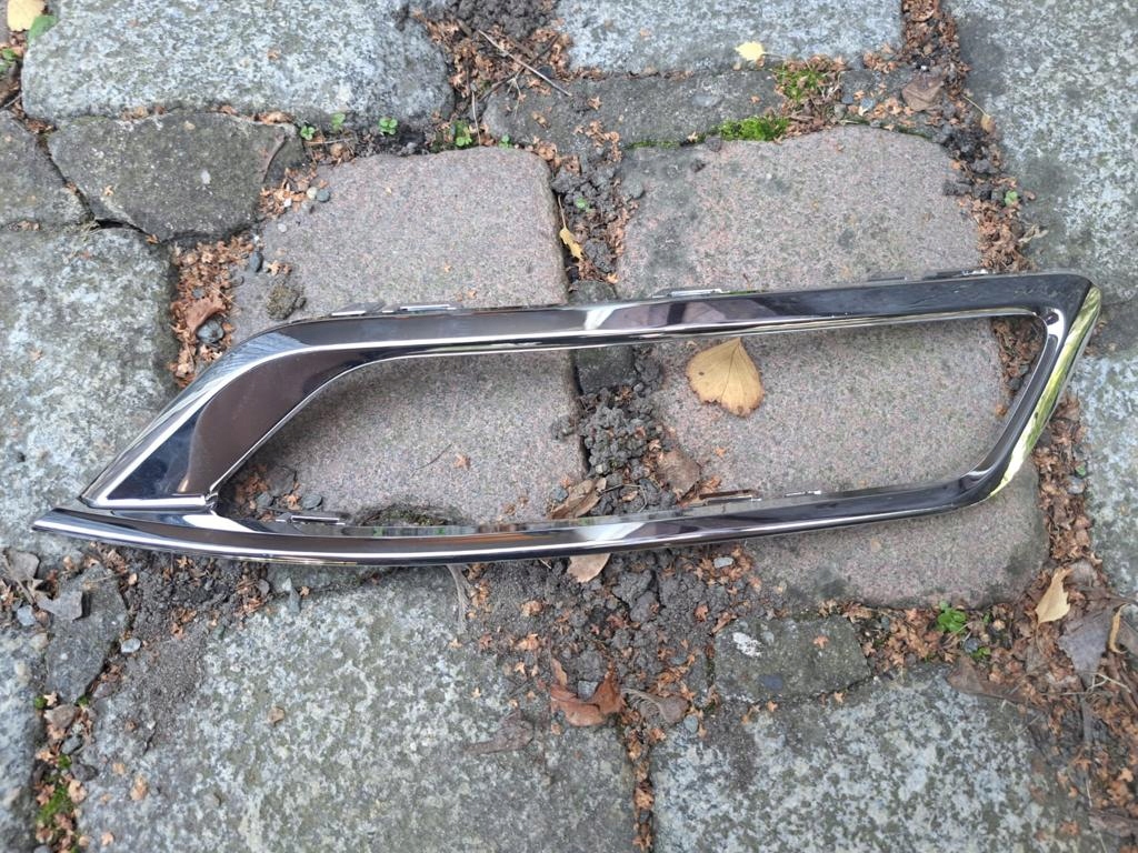 OEM 3G0853209 Kromikoriste Etupuskuri - Käytetty