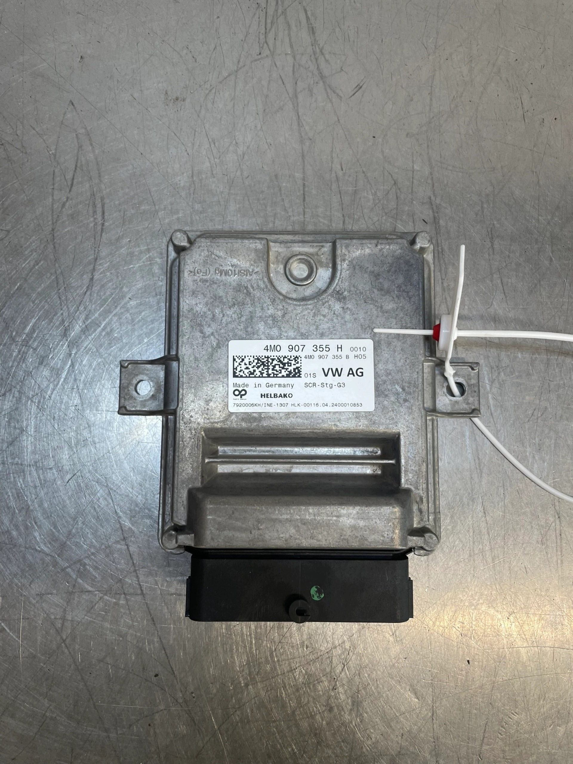 Controlador AdBlue OEM 4M0907355H para Audi A4-A8 Q5 Q7 image 2