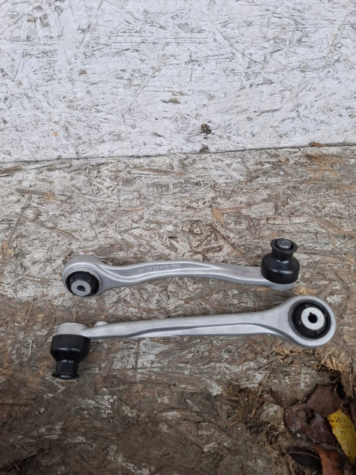 OEM 4M0407505F Upper Control Arms - 2 Pieces