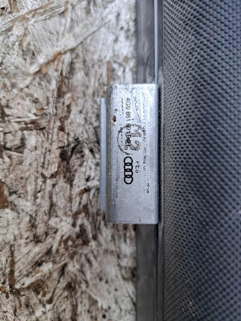Red de maletero Audi A6 C7 OEM 4G9861691 - Usado image 3